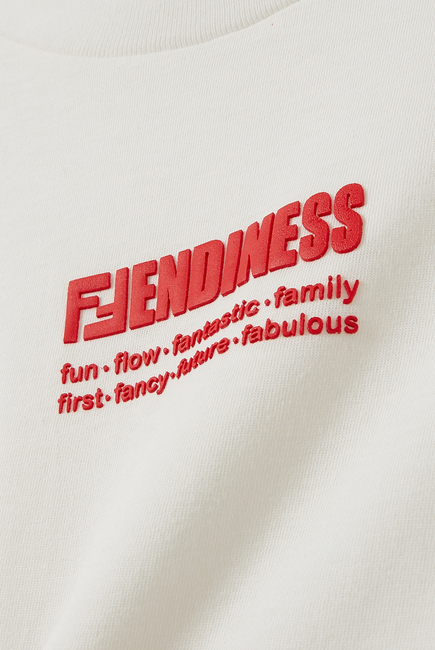 تيشيرت بشعار Fendiness