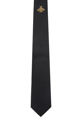 ربطة عنق حرير مطرزة بنحلة
