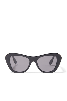 نظارة شمسية بتصميم عين قطة و FF