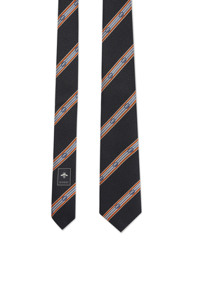 ربطة عنق حرير جاكار بخطوط وشعار حرفي G متداخلين