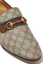 حذاء سهل الإرتداء بنقشة حرفي الماركة سوبريم بشعار اللجام