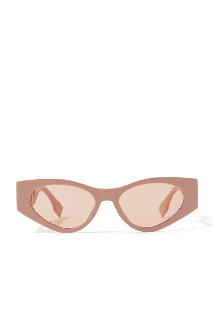 نظارة شمسية أولوك بإطار بتصميم عين قطة