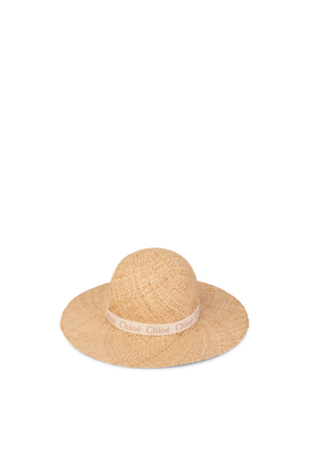 قبعة قش بشعار الماركة