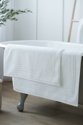 Shop Bathroom Accessories Online in Kuwait - Free Same Day Delivery