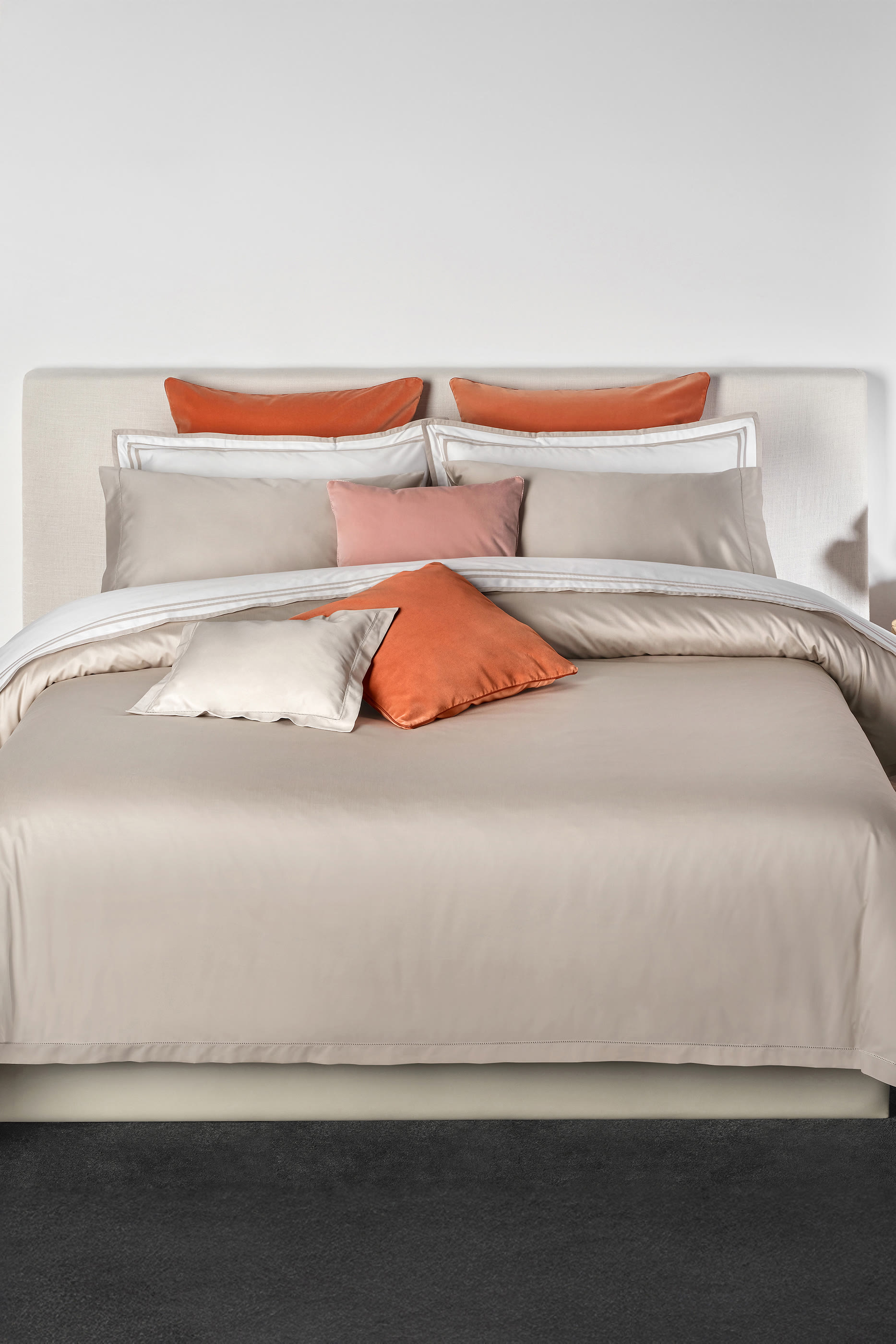 شرشف سواف بحواف مطاطية