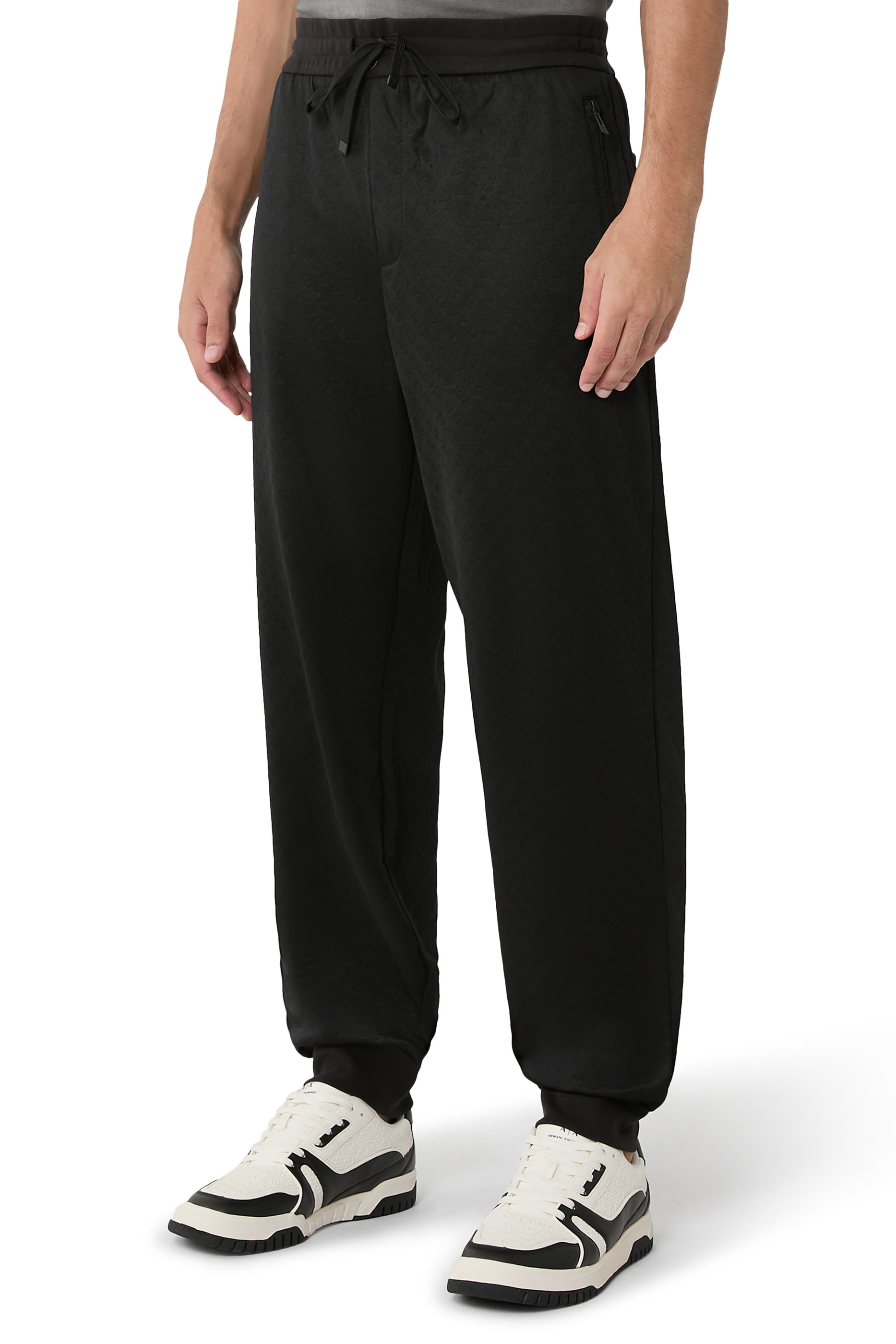 بنطال رياضي مخطط بلون متباين