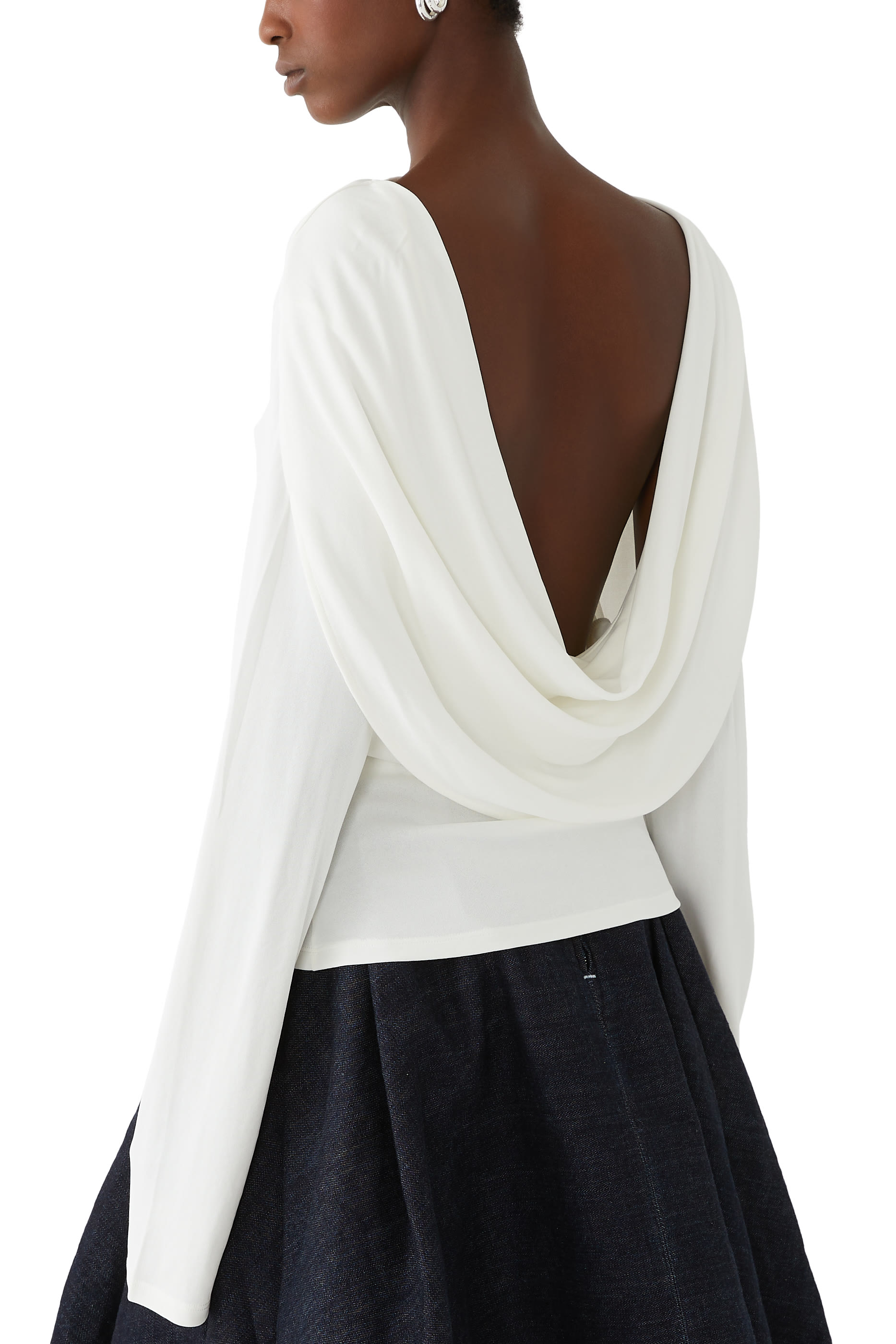 بلوزة ذا كروازير