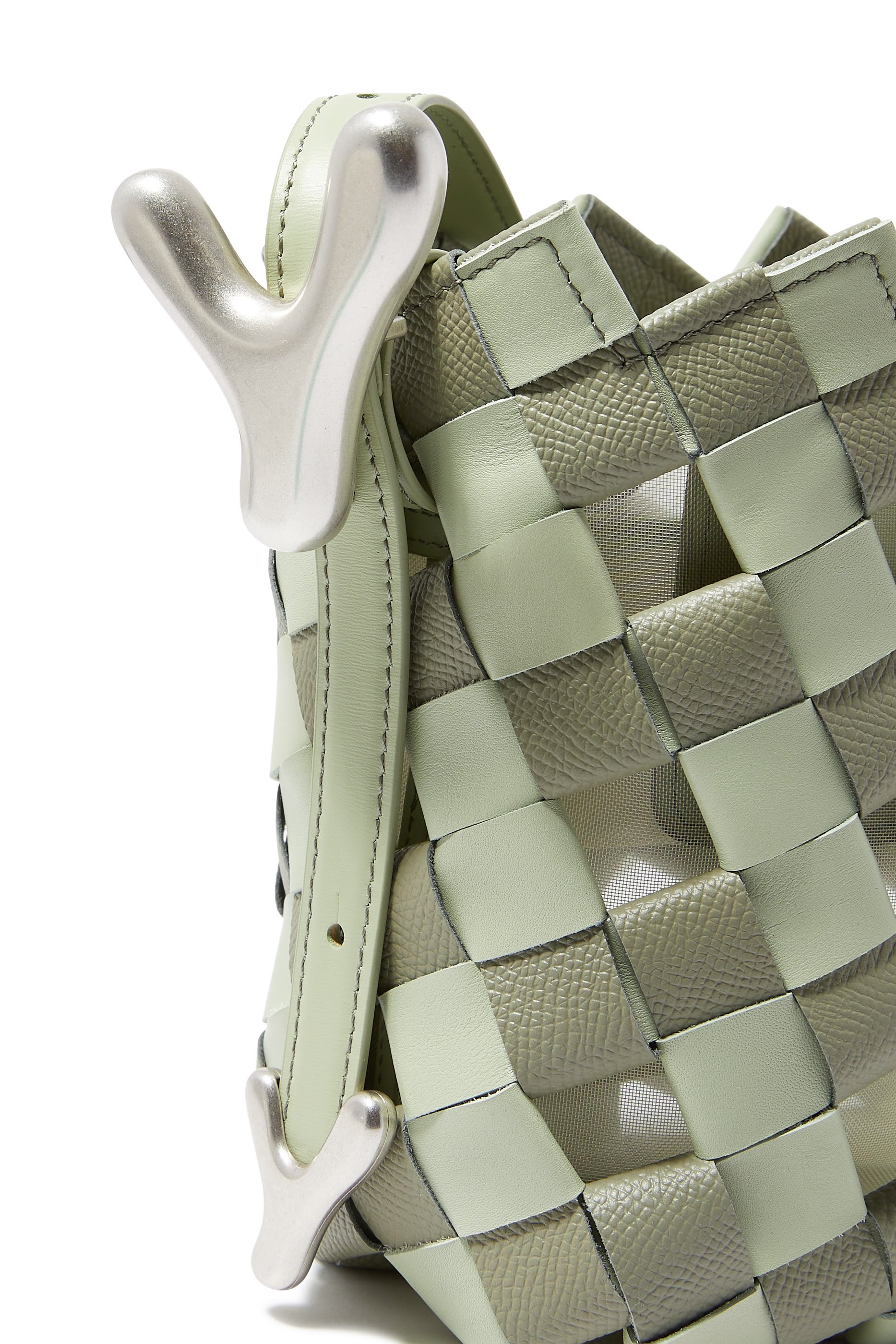 حقيبة باكيت واي واي مجدولة