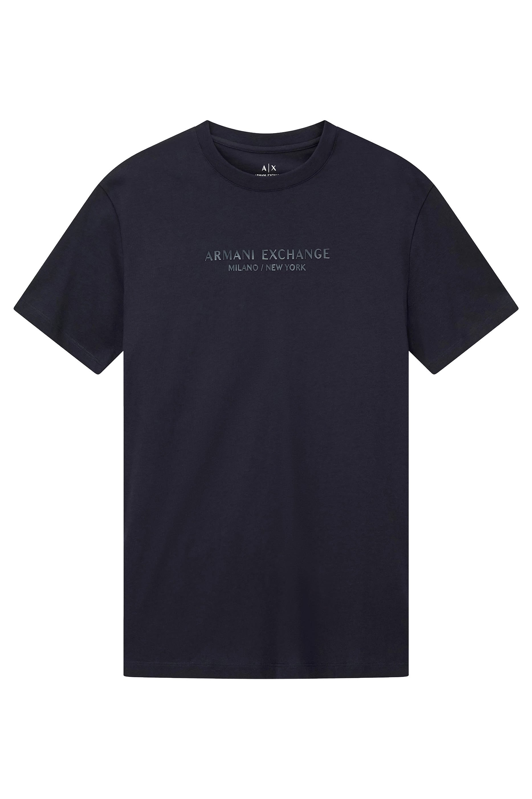 تيشيرت بشعار الماركة بقصة عادية