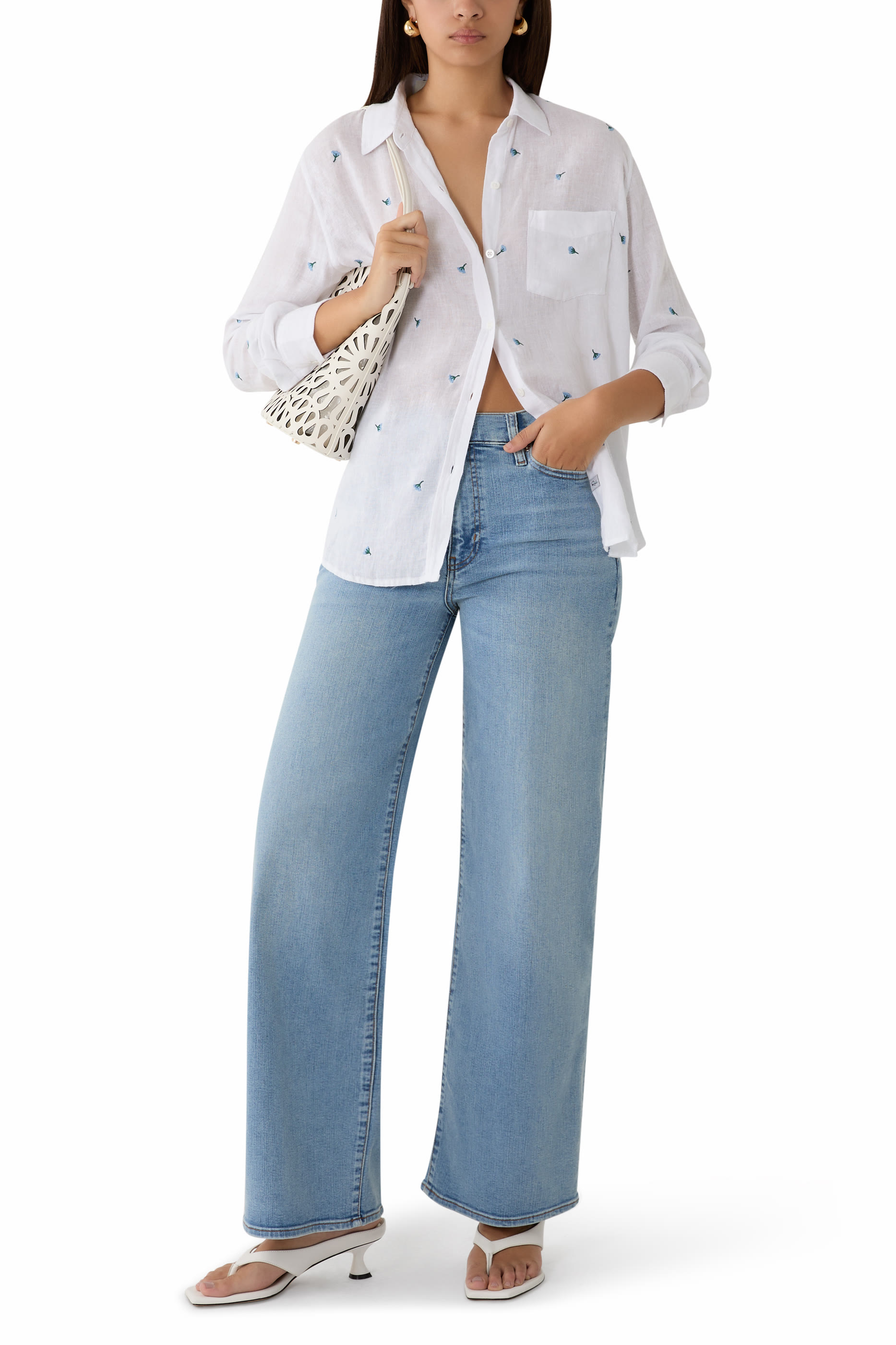 بنطال بالازو بقصة ضيقة