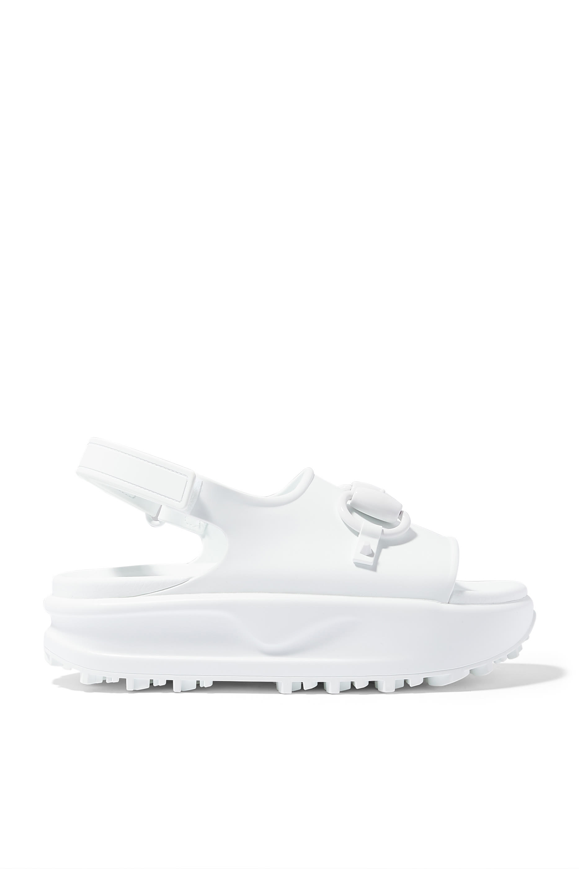 صندل بنعل سميك مطاط بشعار اللجام