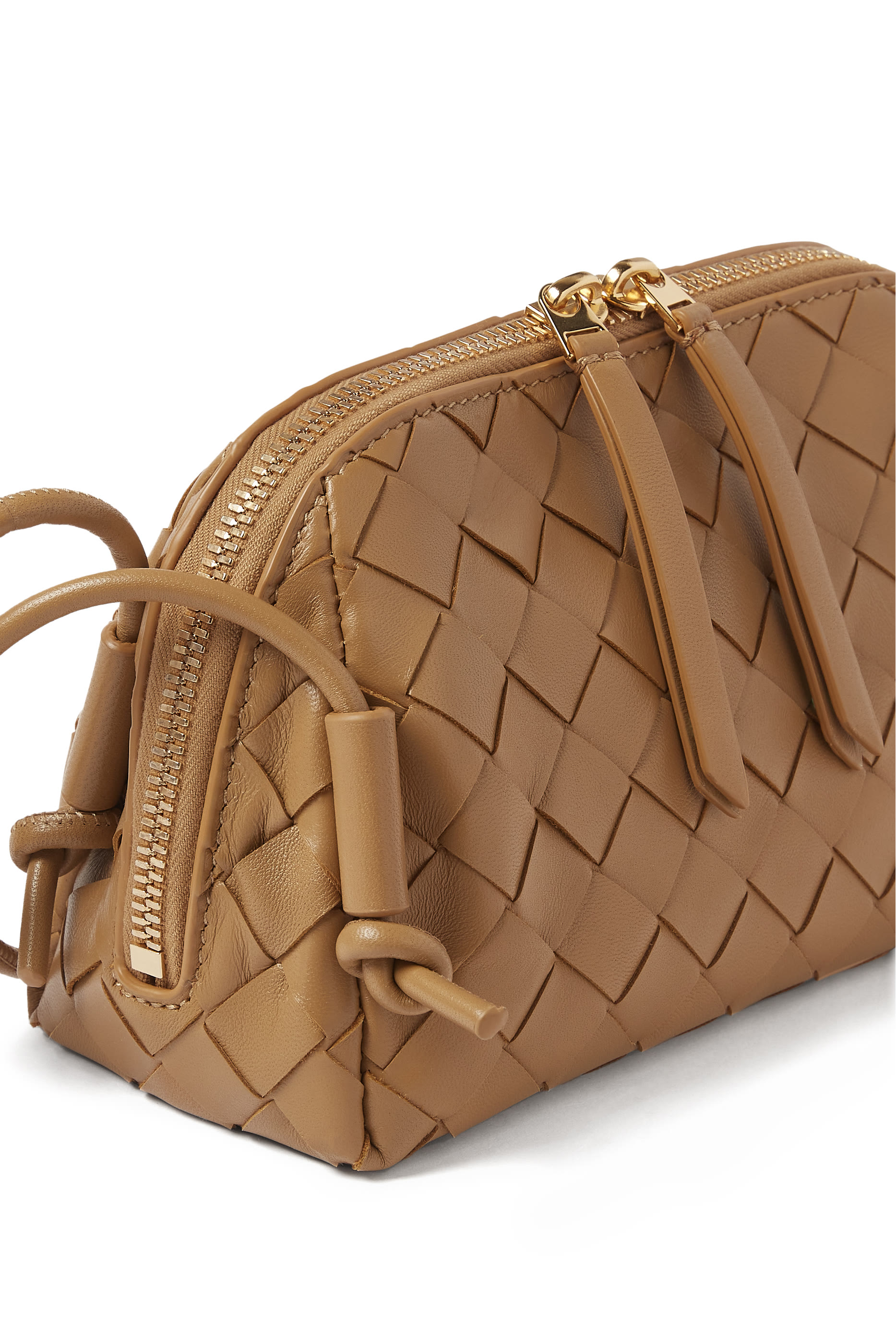 حقيبة كونسرت جلد مجدول