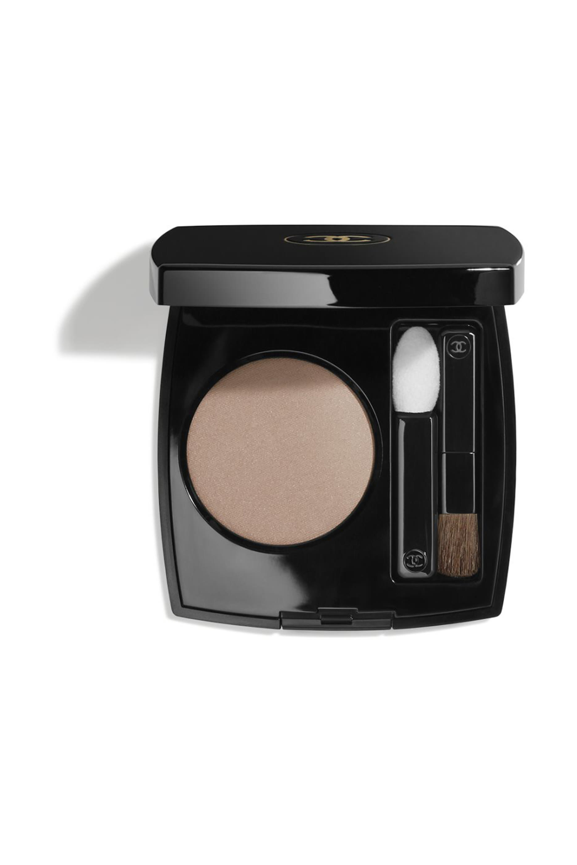 بودرة لتظليل الجفون طويلة الثبات ومتعددة التأثيرات OMBRE PREMI&Egrave;RE