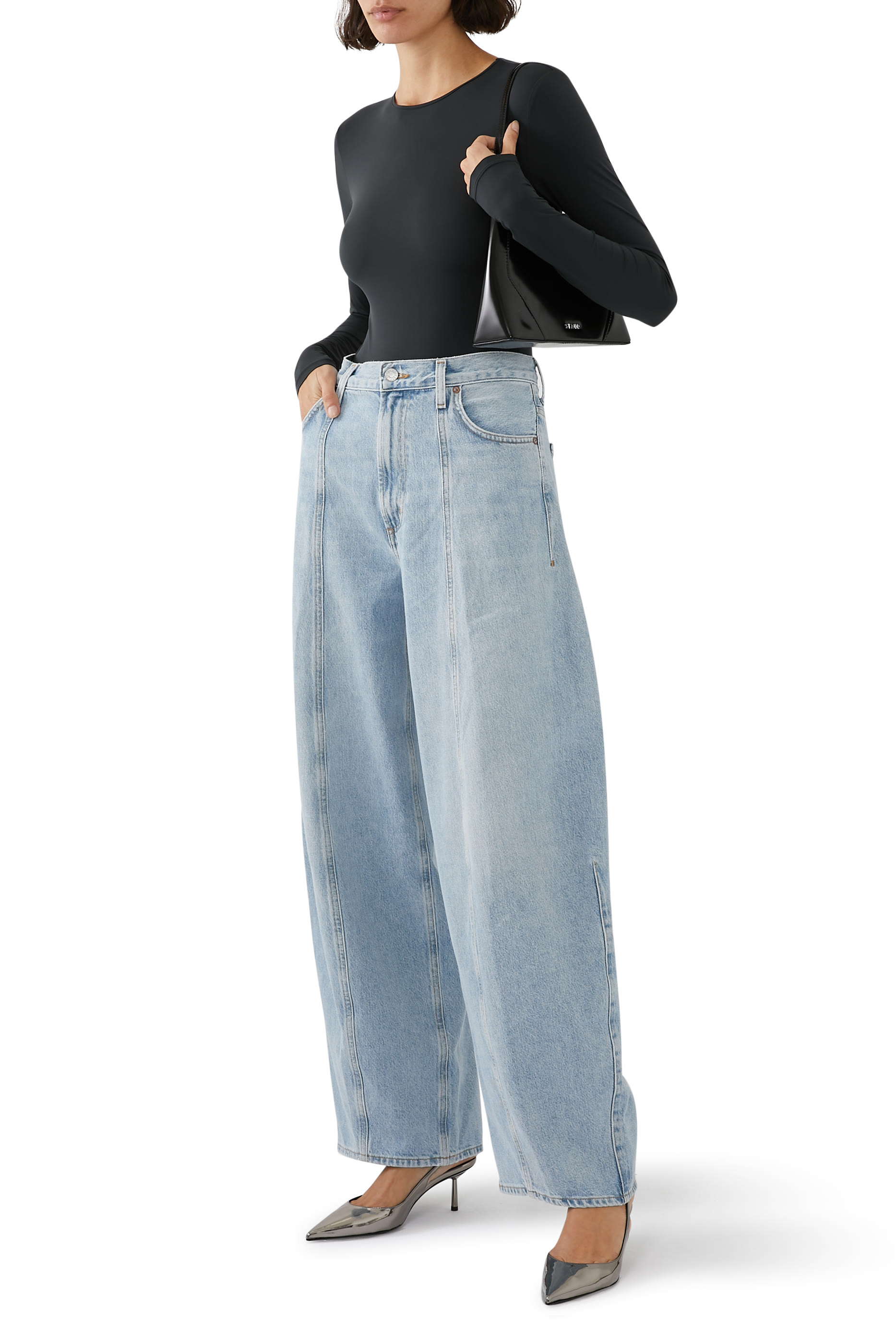 بدلة أورا بأكمام طويلة