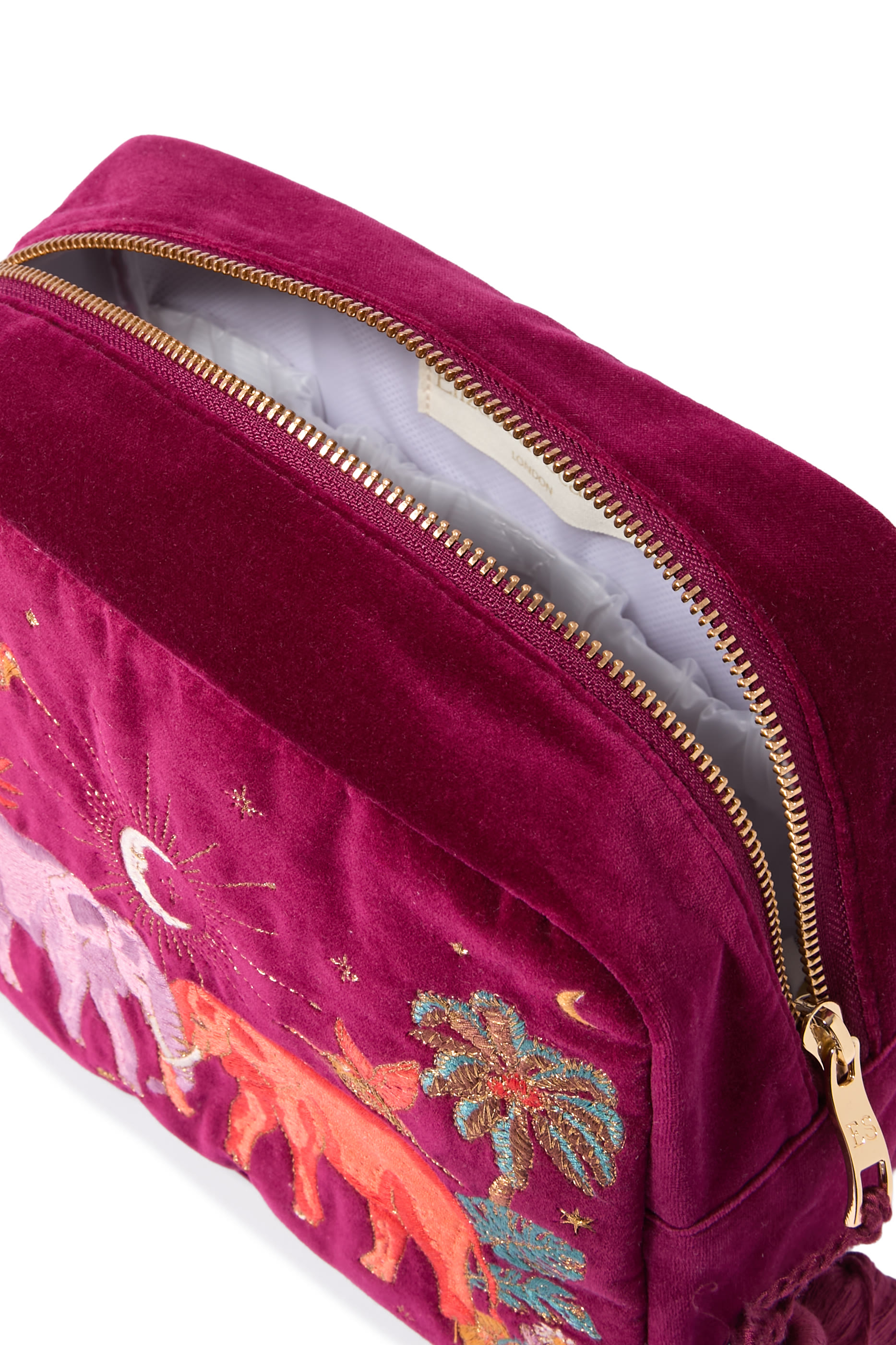 حقيبة مستحضرات العناية الشخصية بنقشة فيل ساحر 