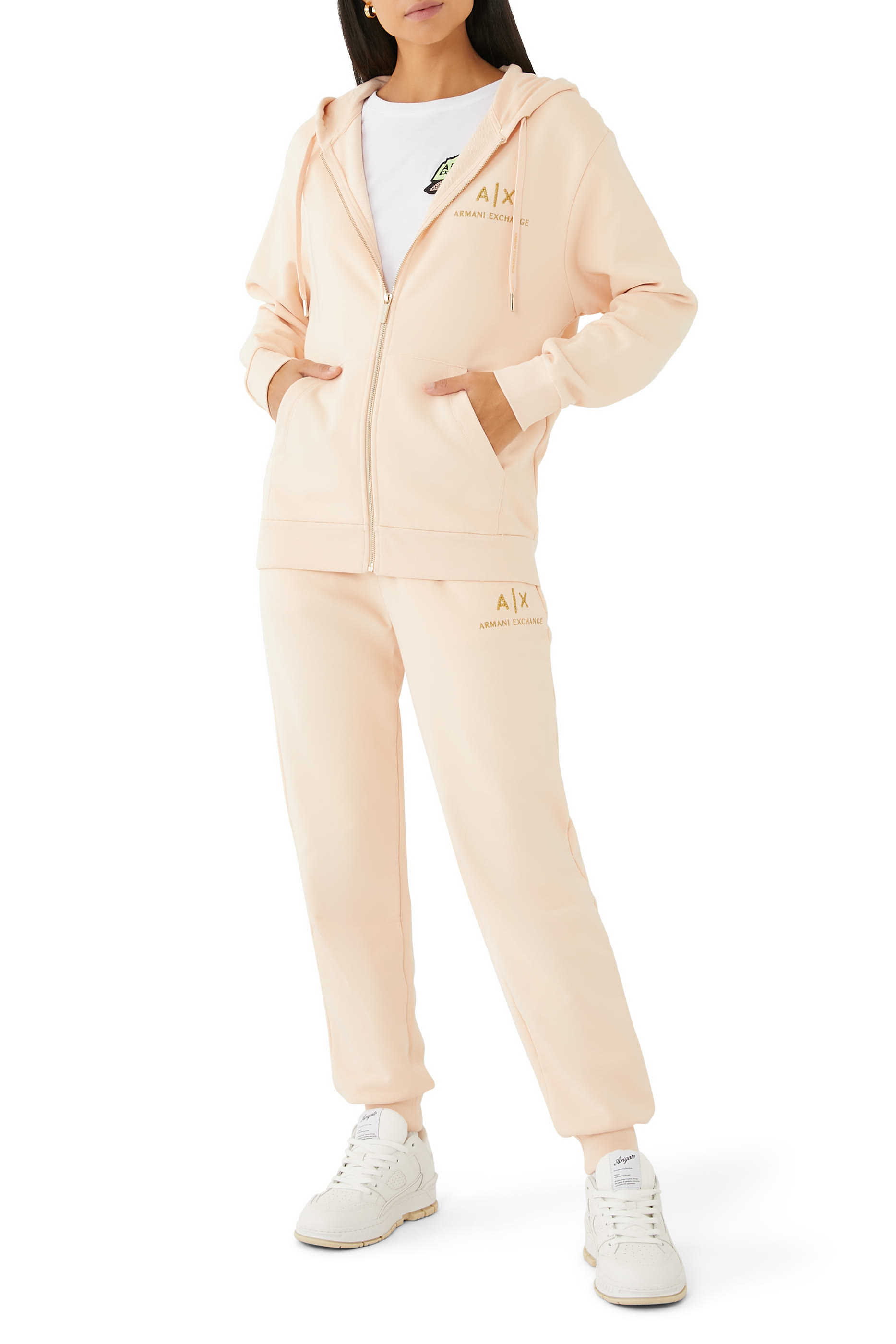 هودي بشعار الماركة بإصدار لرمضان