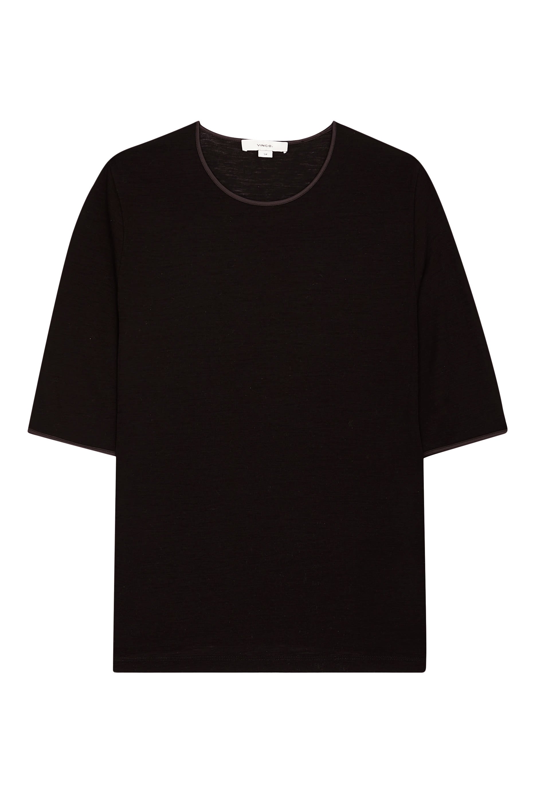 تيشيرت بأكمام بطول الكوع مزينة بحواف ساتان