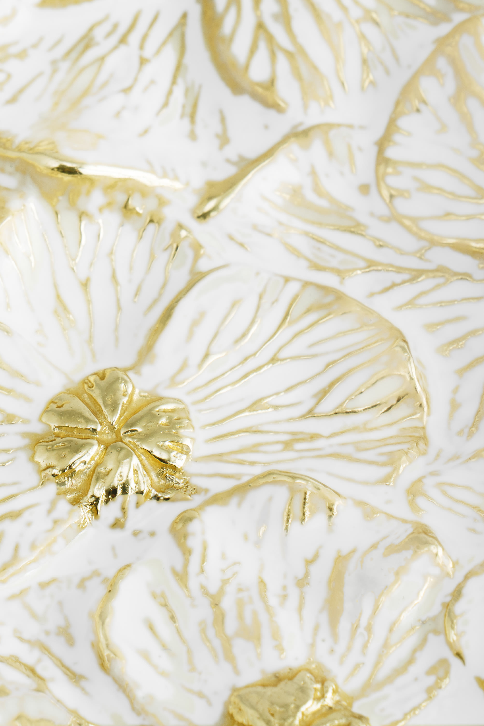 طبق أول كاتش بتصميم زهرة أوركيد