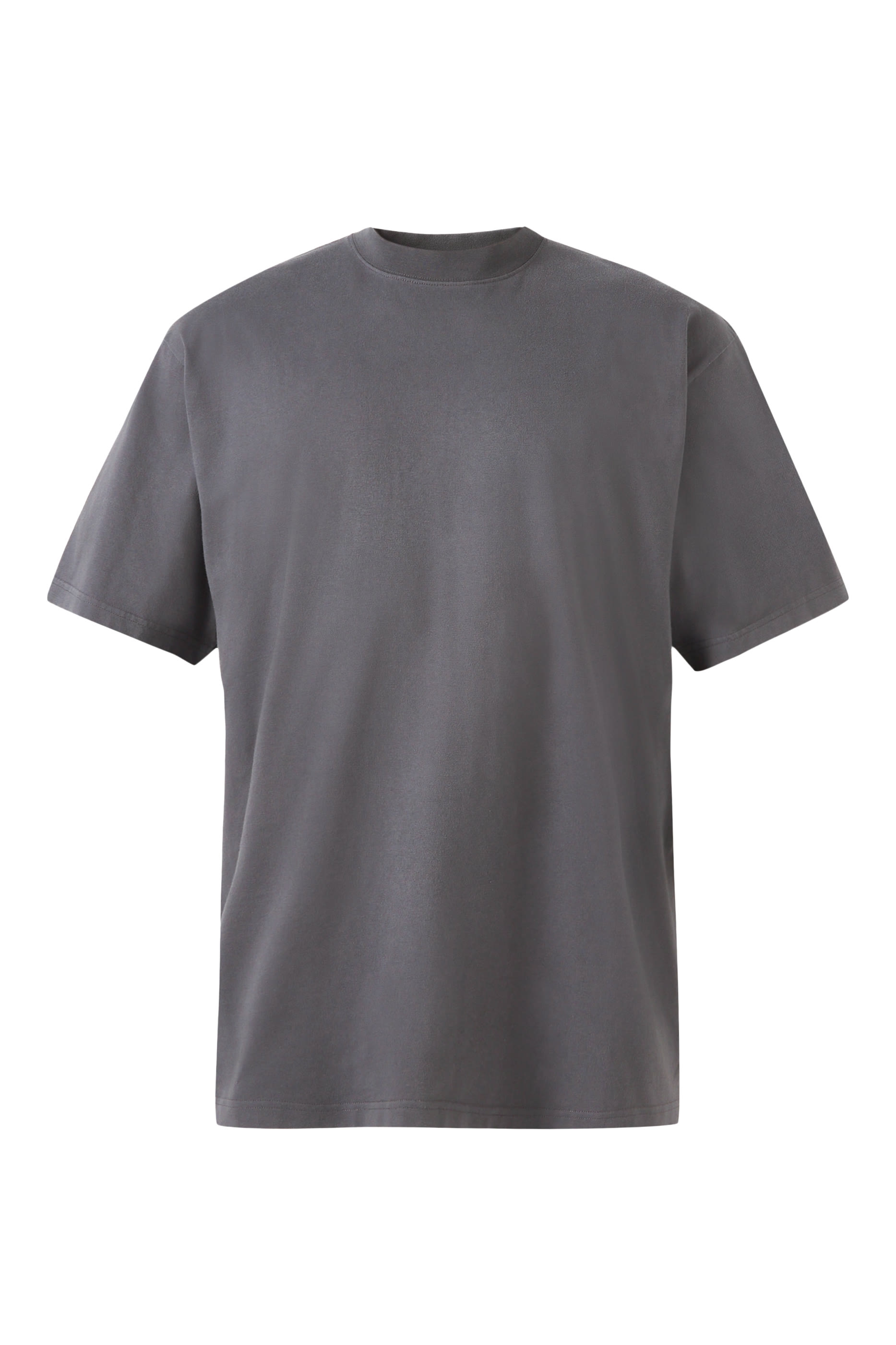 تيشيرت بشعار الماركة بإصدار لرمضان