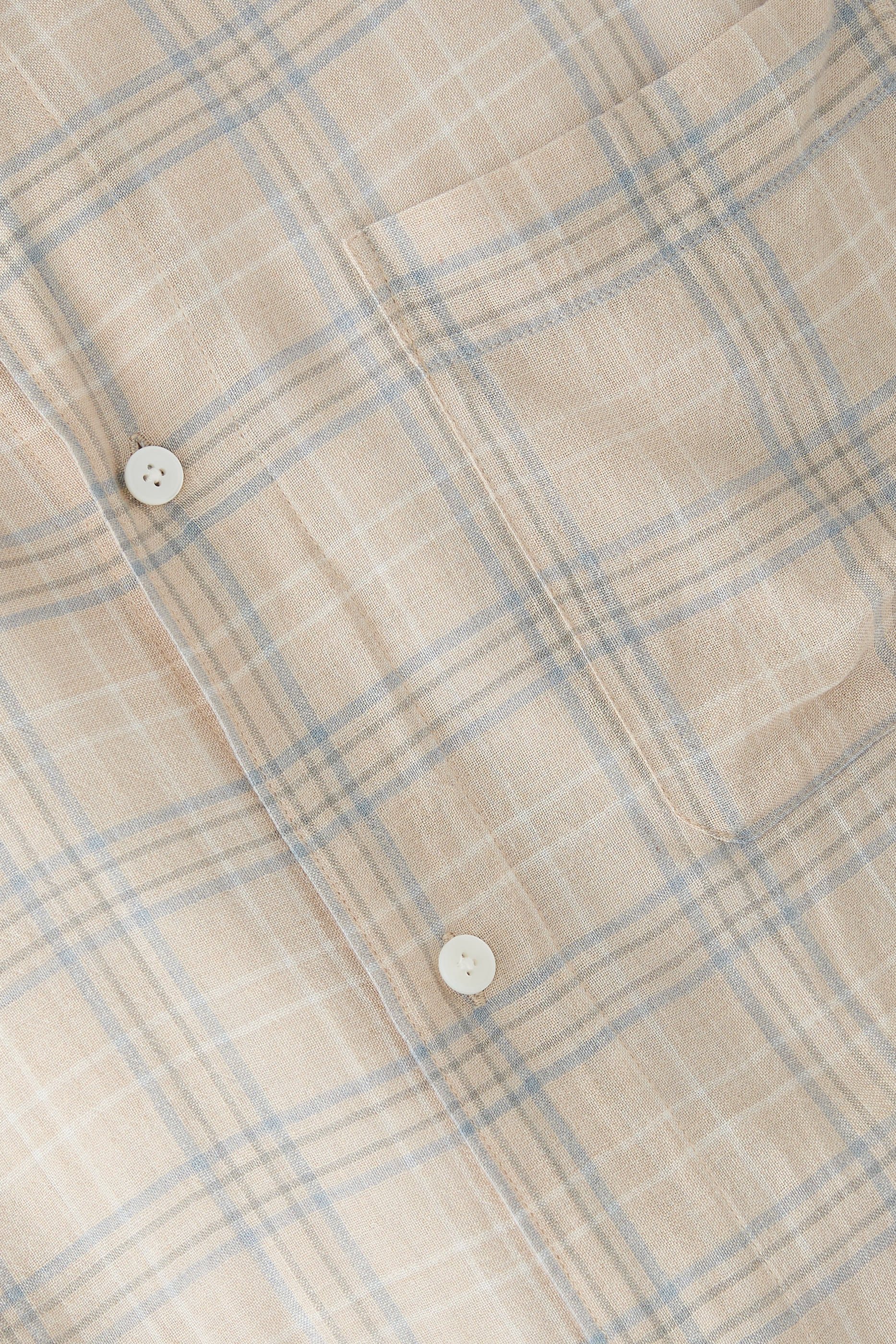 قميص بنقشة مربعات