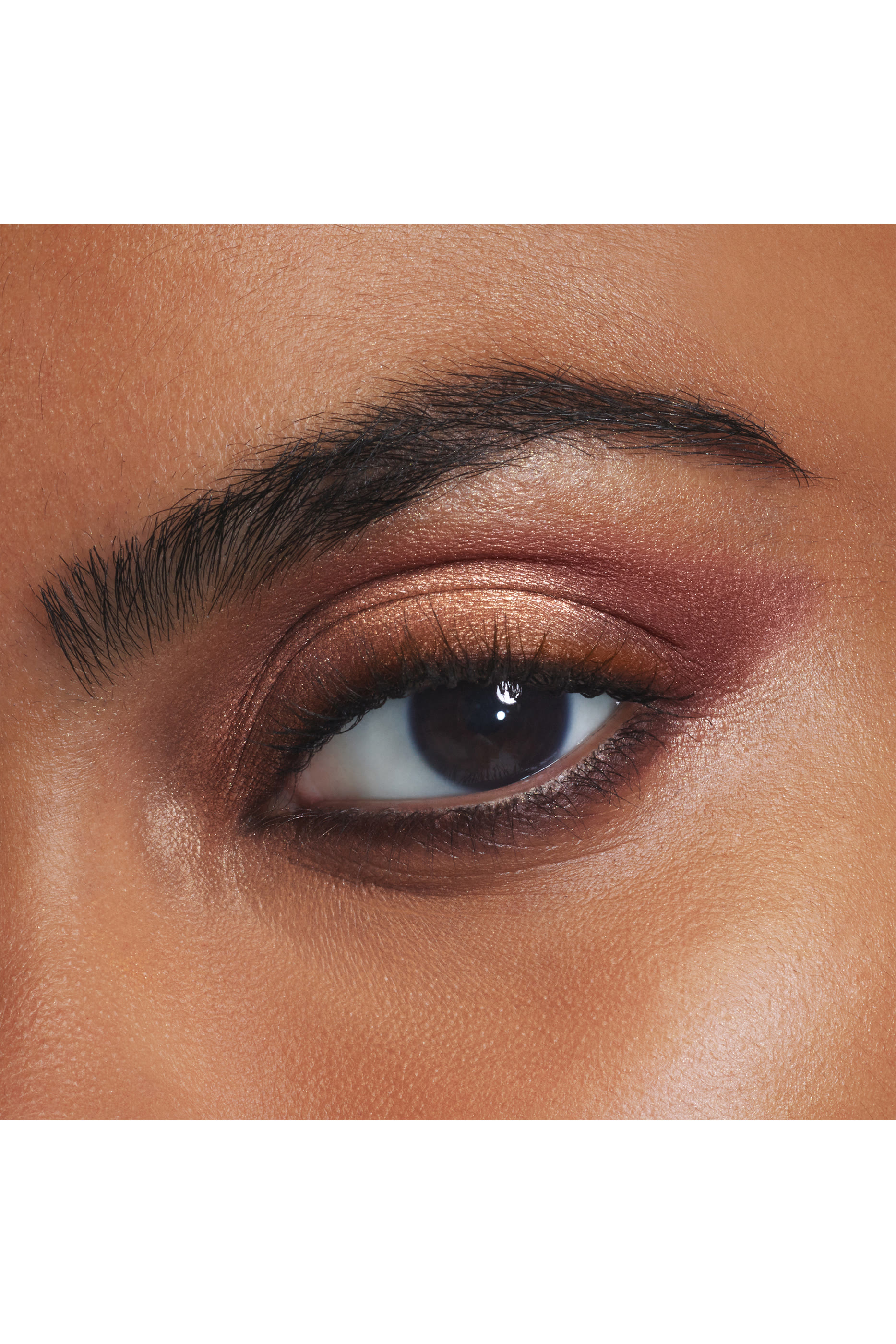 ظلال عيون بأربعة ألوان