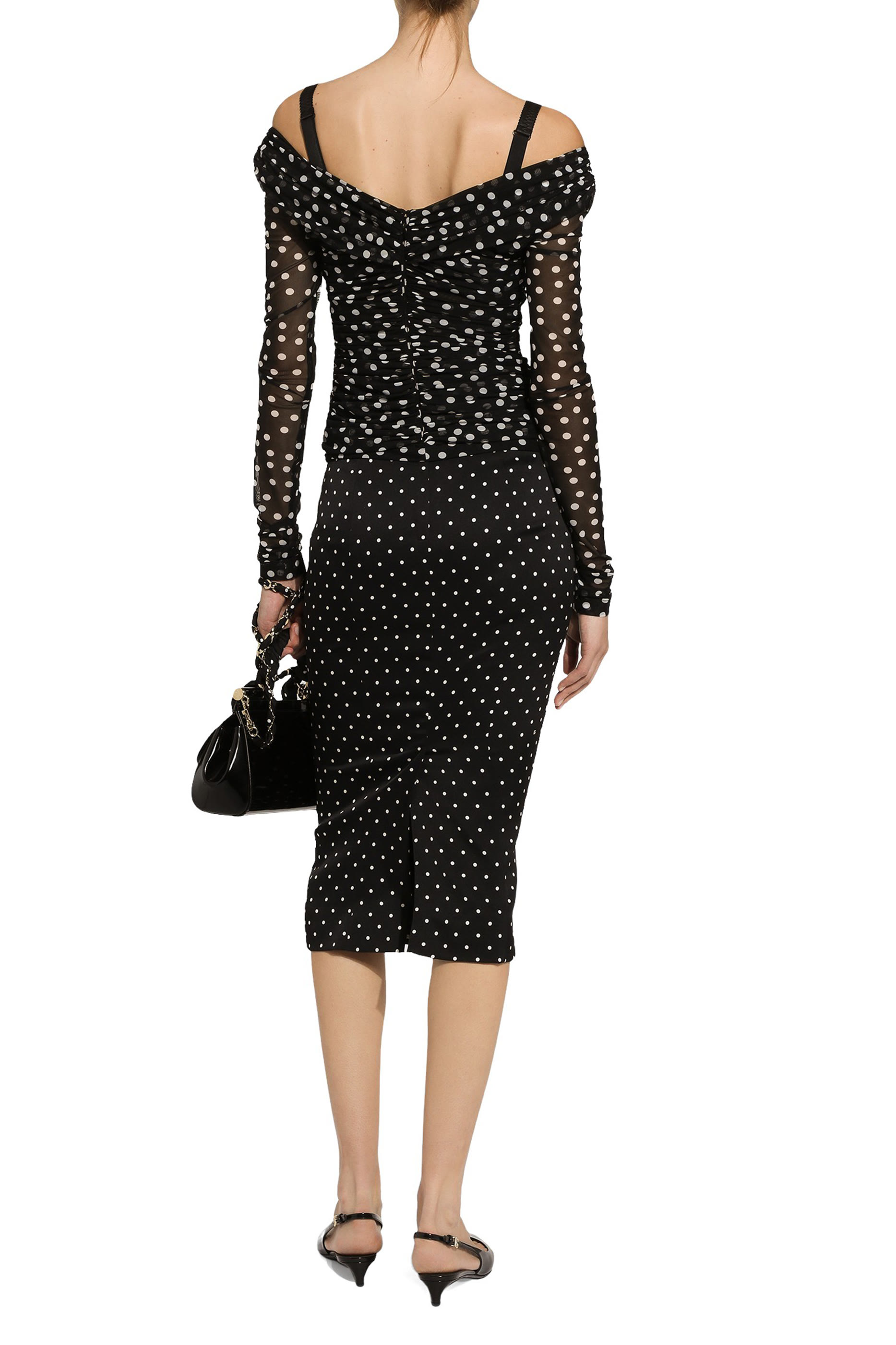 تنورة ضيقة طويلة شارميوز  بقصة بطول الساق