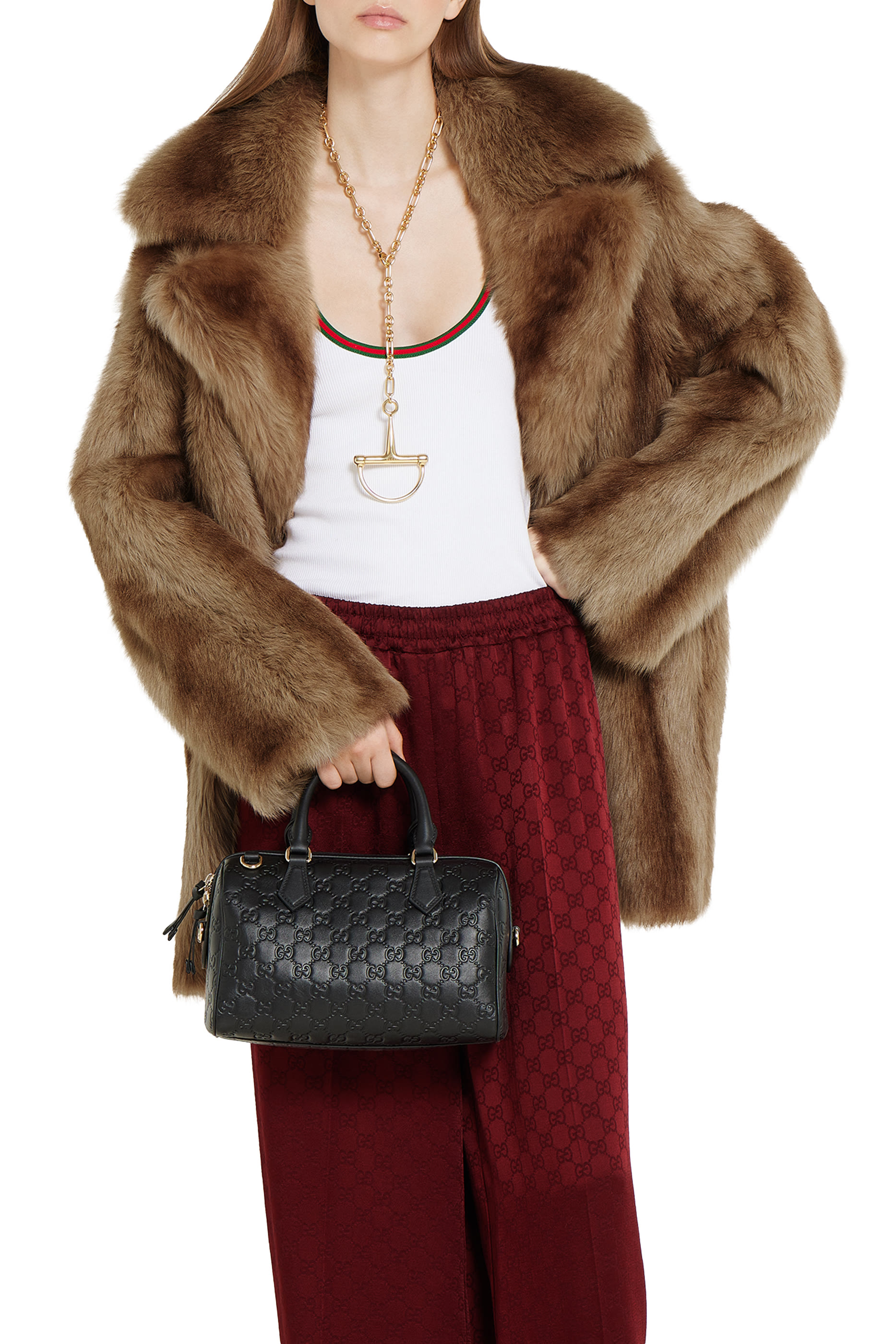 حقيبة بوستون متوسطة مزينة بشعار الماركة