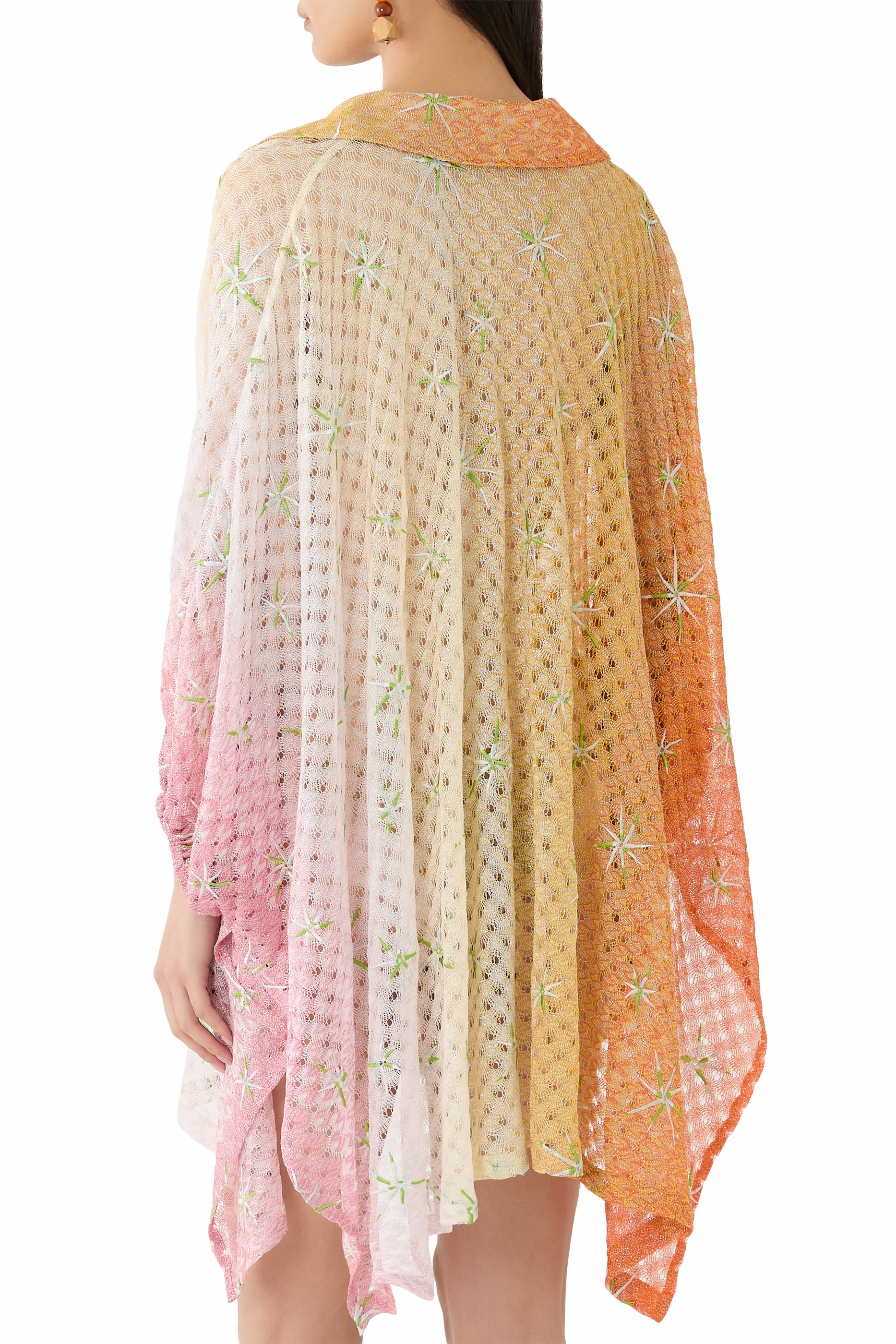 روب قصير للإرتداء فوق ملابس السباحة بتطريزات ونقشة شبكية