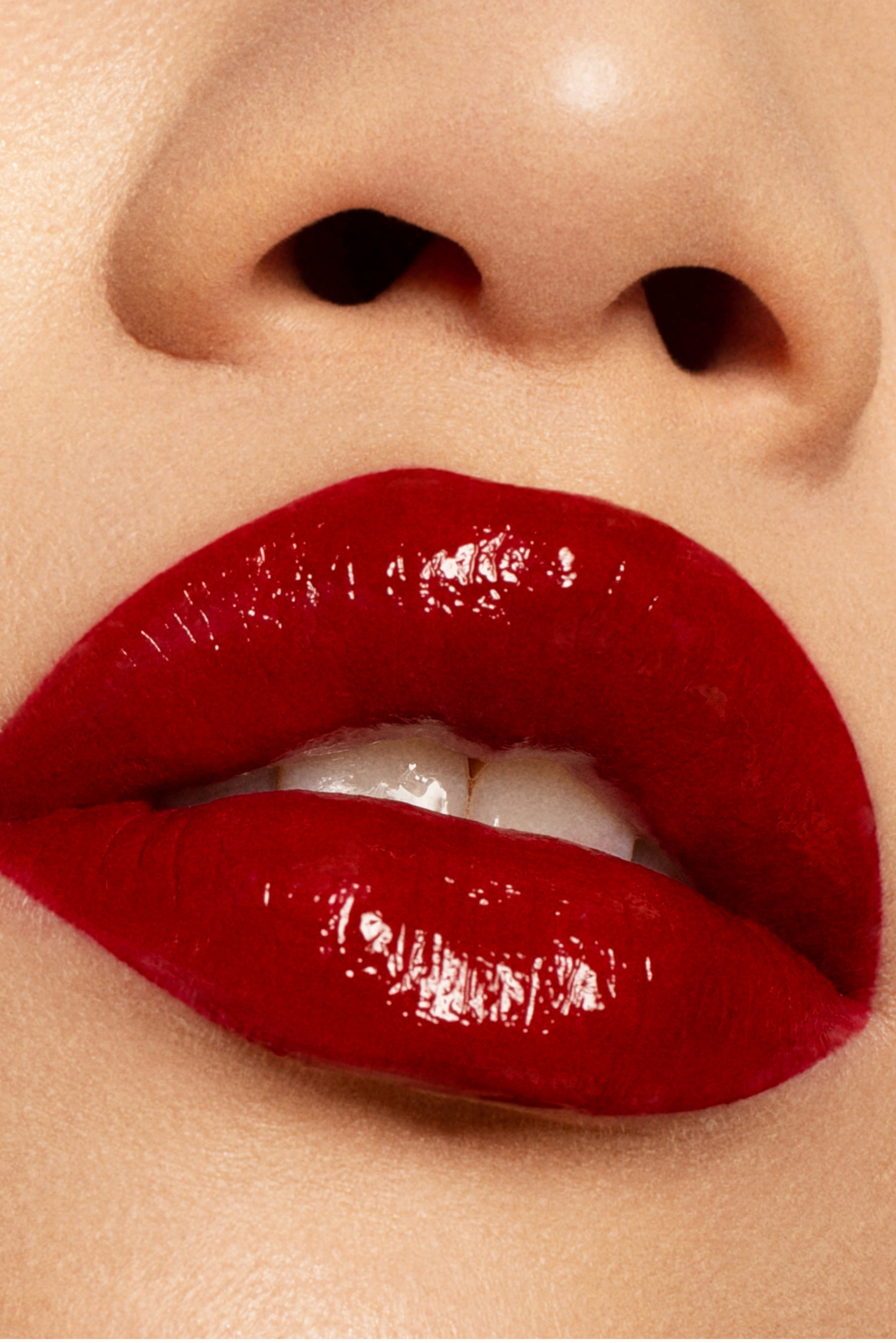 أحمر شفاه فينيل بتركيبة سائلة