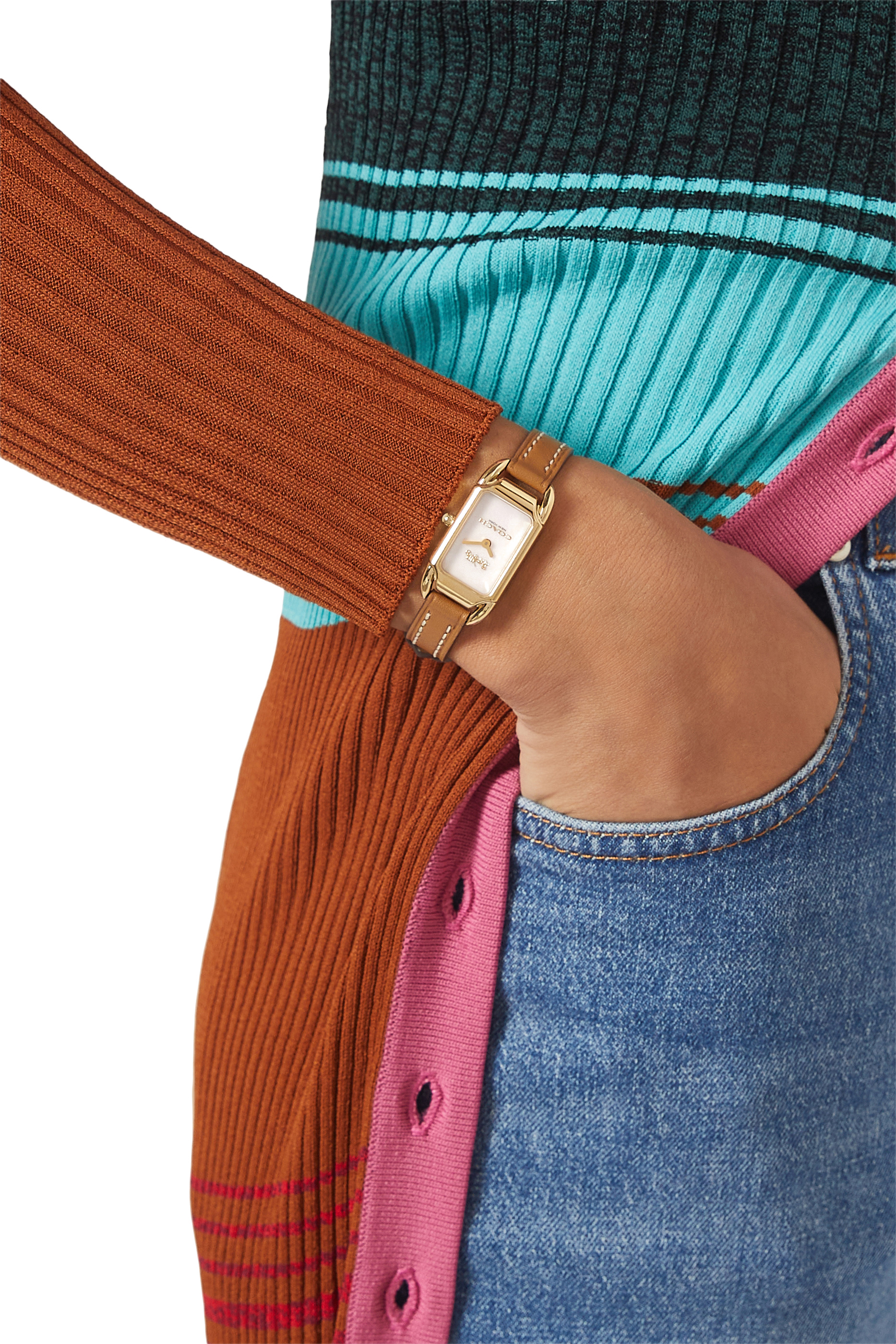 ساعة كادي جلد