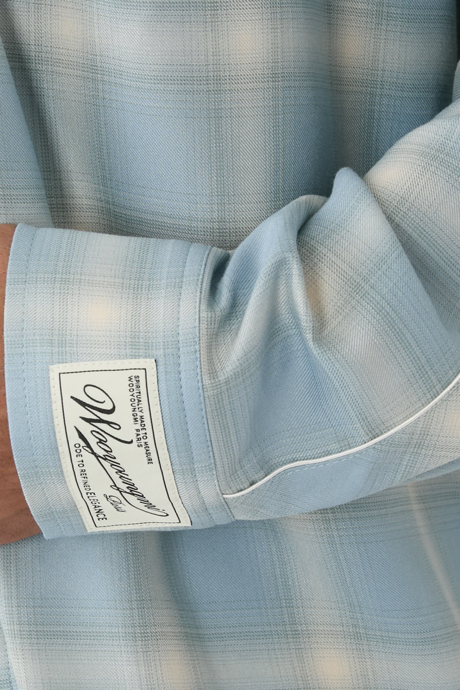 قميص بأكمام طويلة بنقشة مربعات