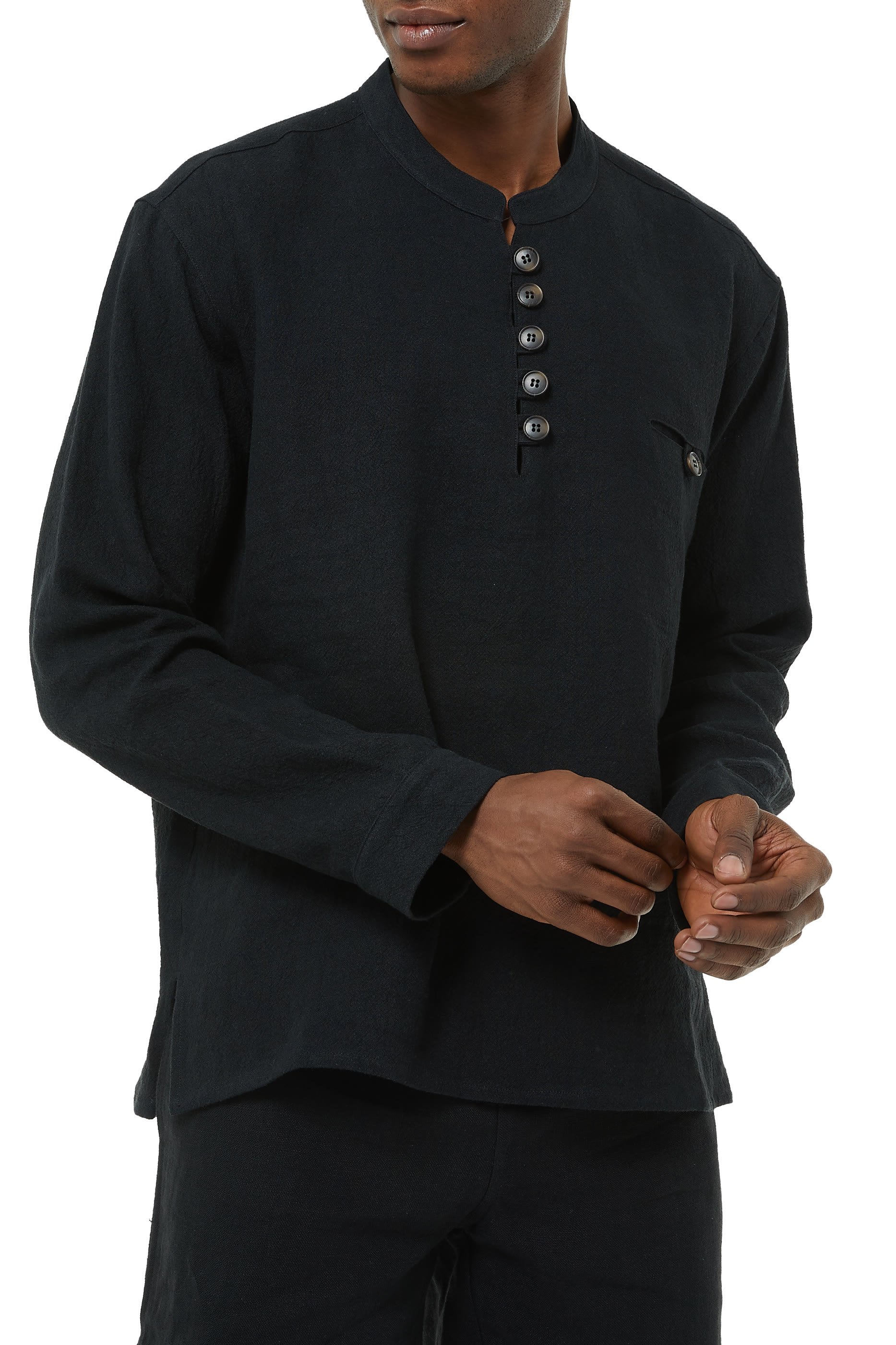 قميص آرتيست