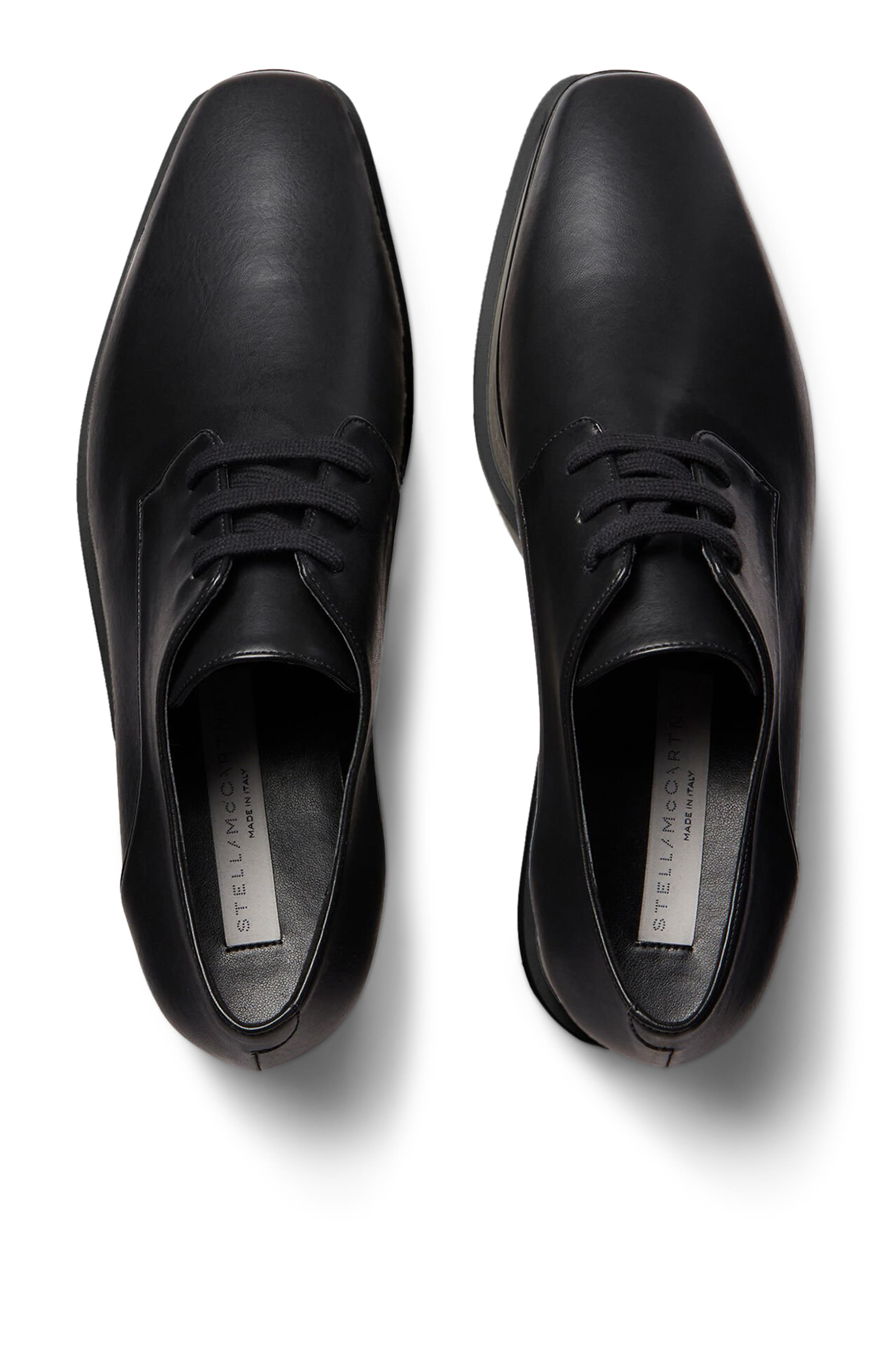 حذاء اليس 80 بنعل سميك بشعار الماركة