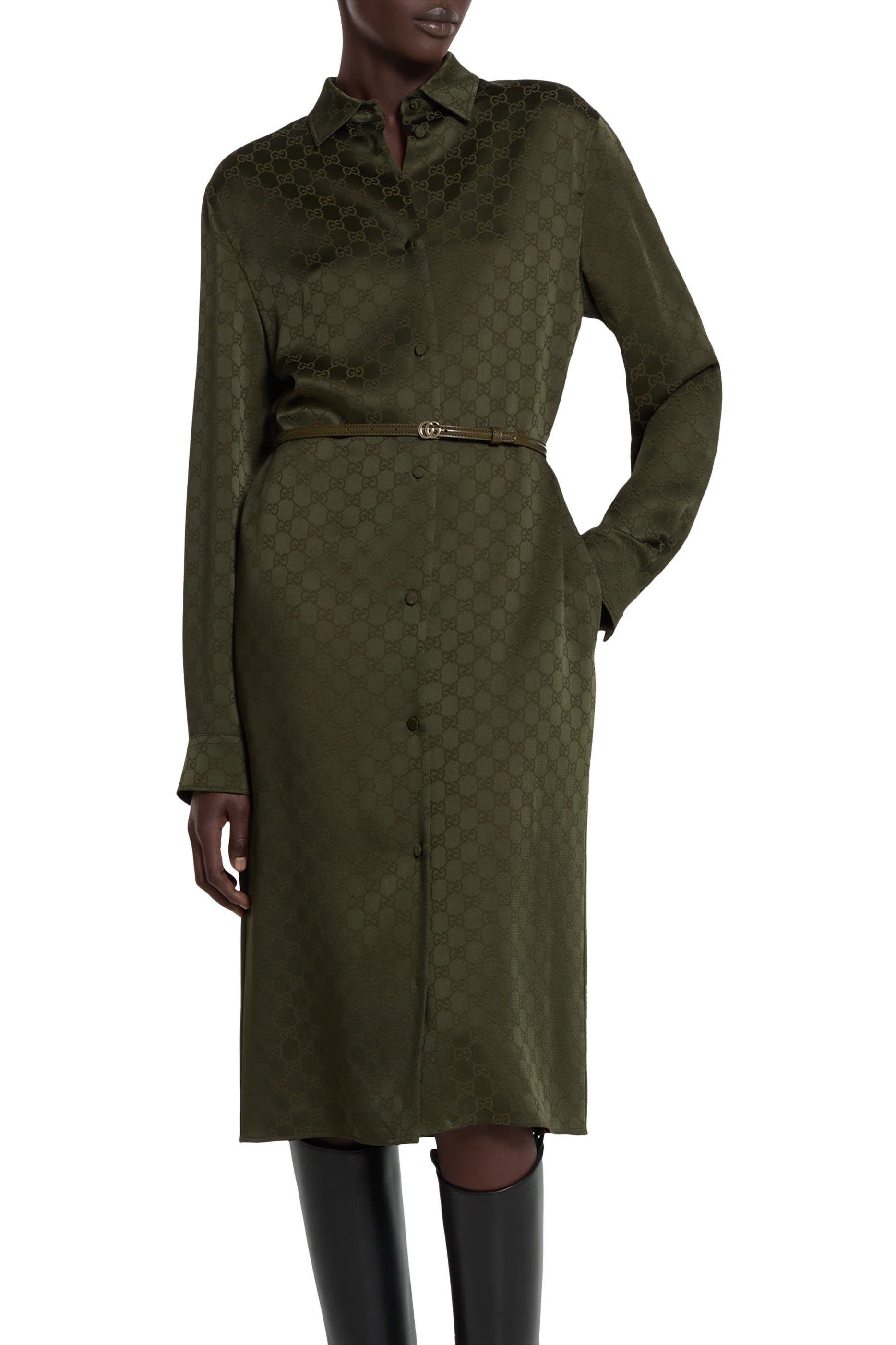 فستان بنمط قميص بنقشة حرفي شعار الماركة