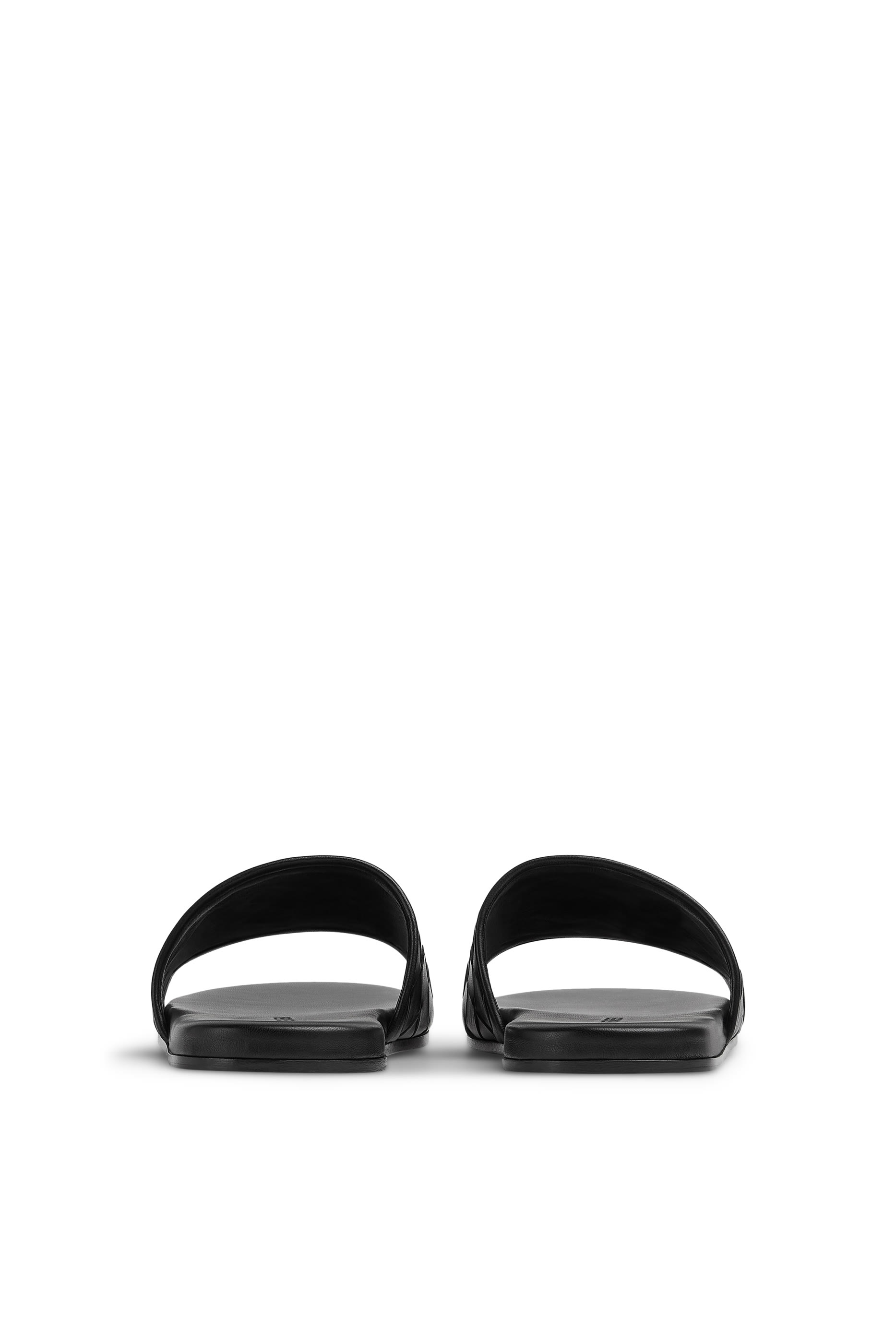 حذاء مفتوح من الخلف سانداي