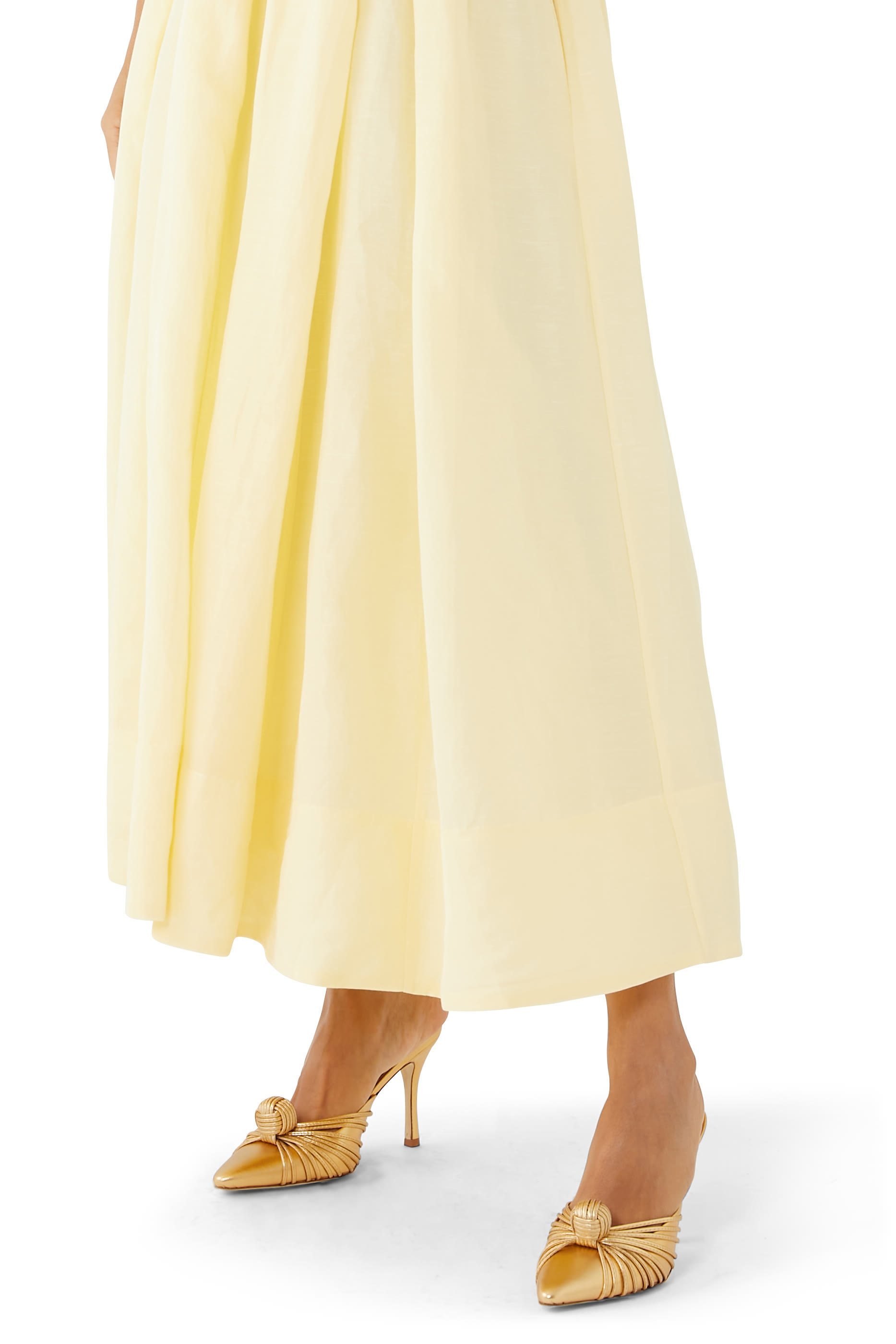 حذاء فاليري 95 مفتوح من الخلف بعقدة