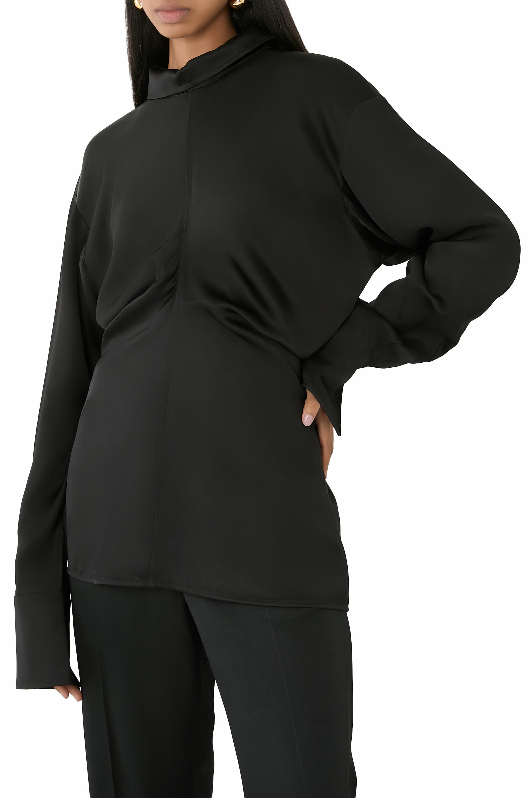 بلوزة درابيه