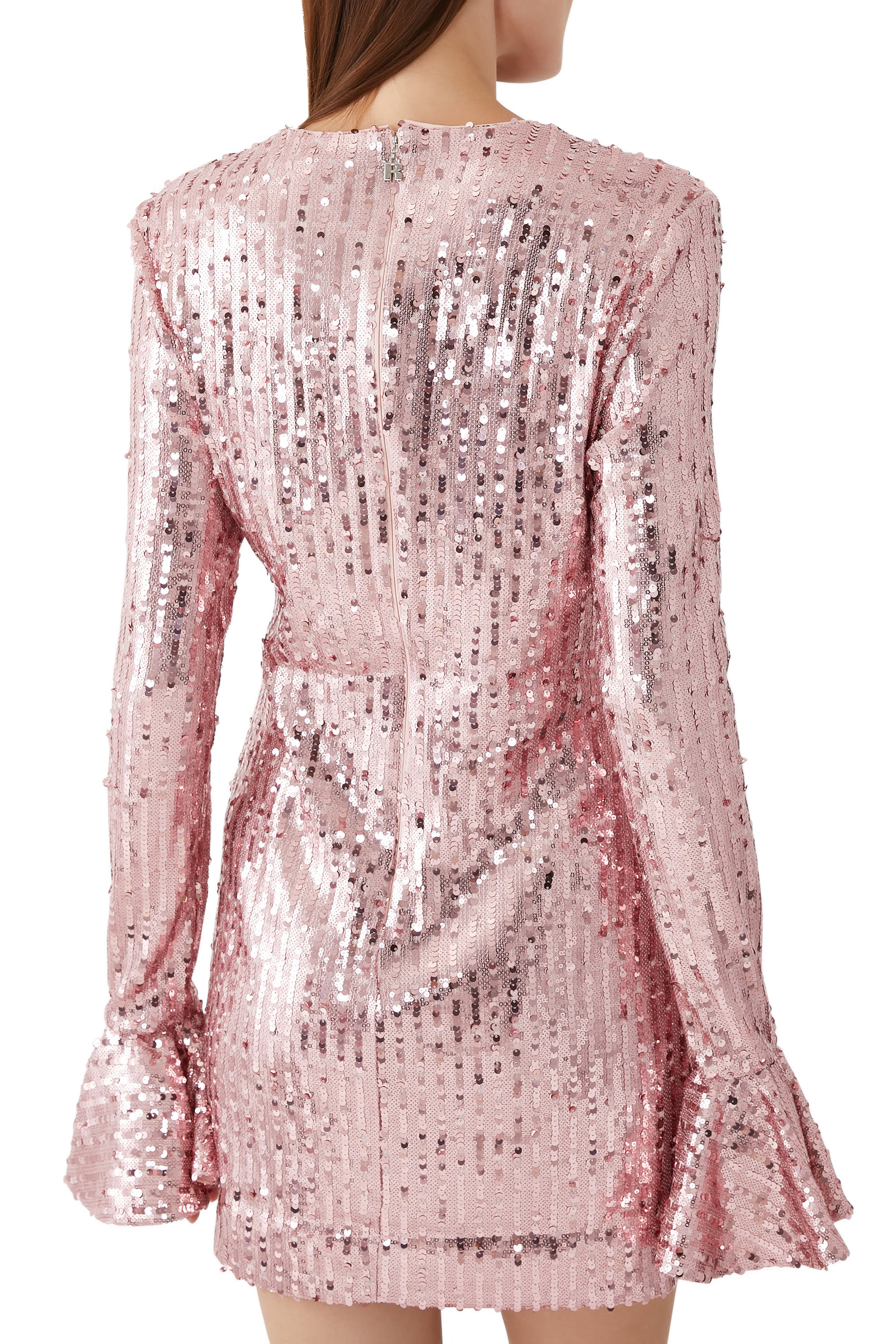 فستان قصير بأكمام طويلة مطرز بالترتر