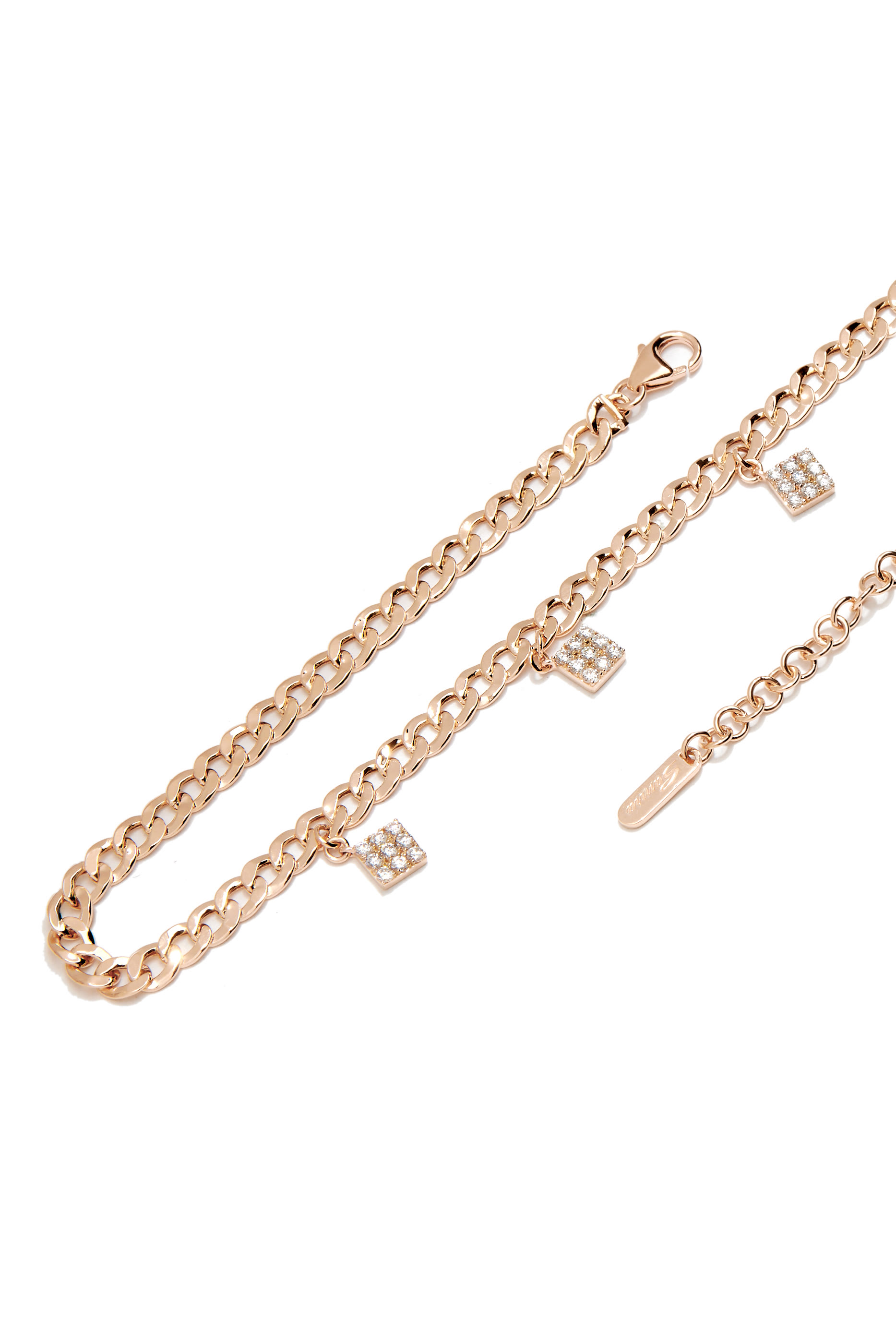 قلادة قوة بخمسة دلايات مربعة الشكل مرصعة بالماس، ذهب وردي عيار 18