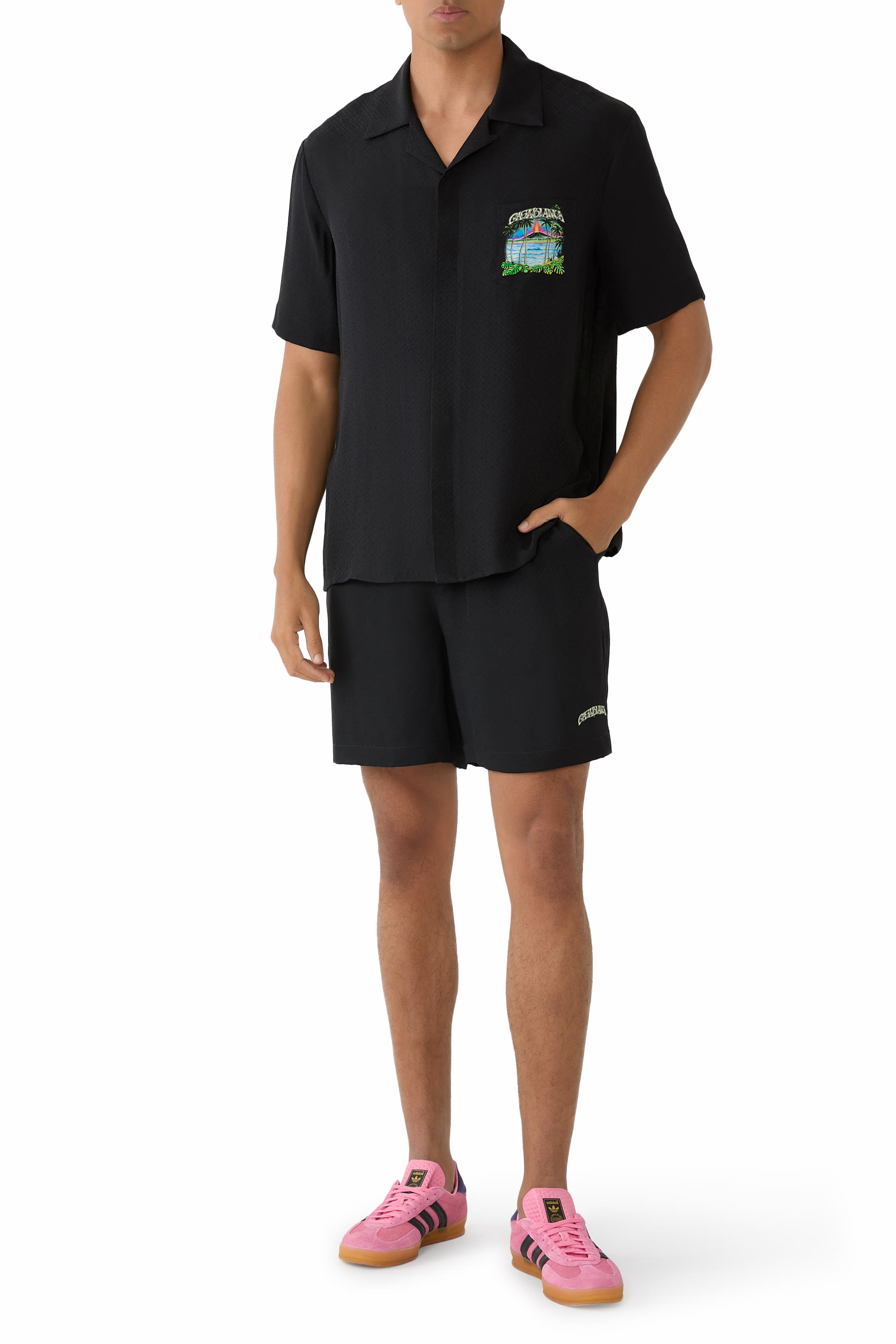 سنيكرز جازيل اندور