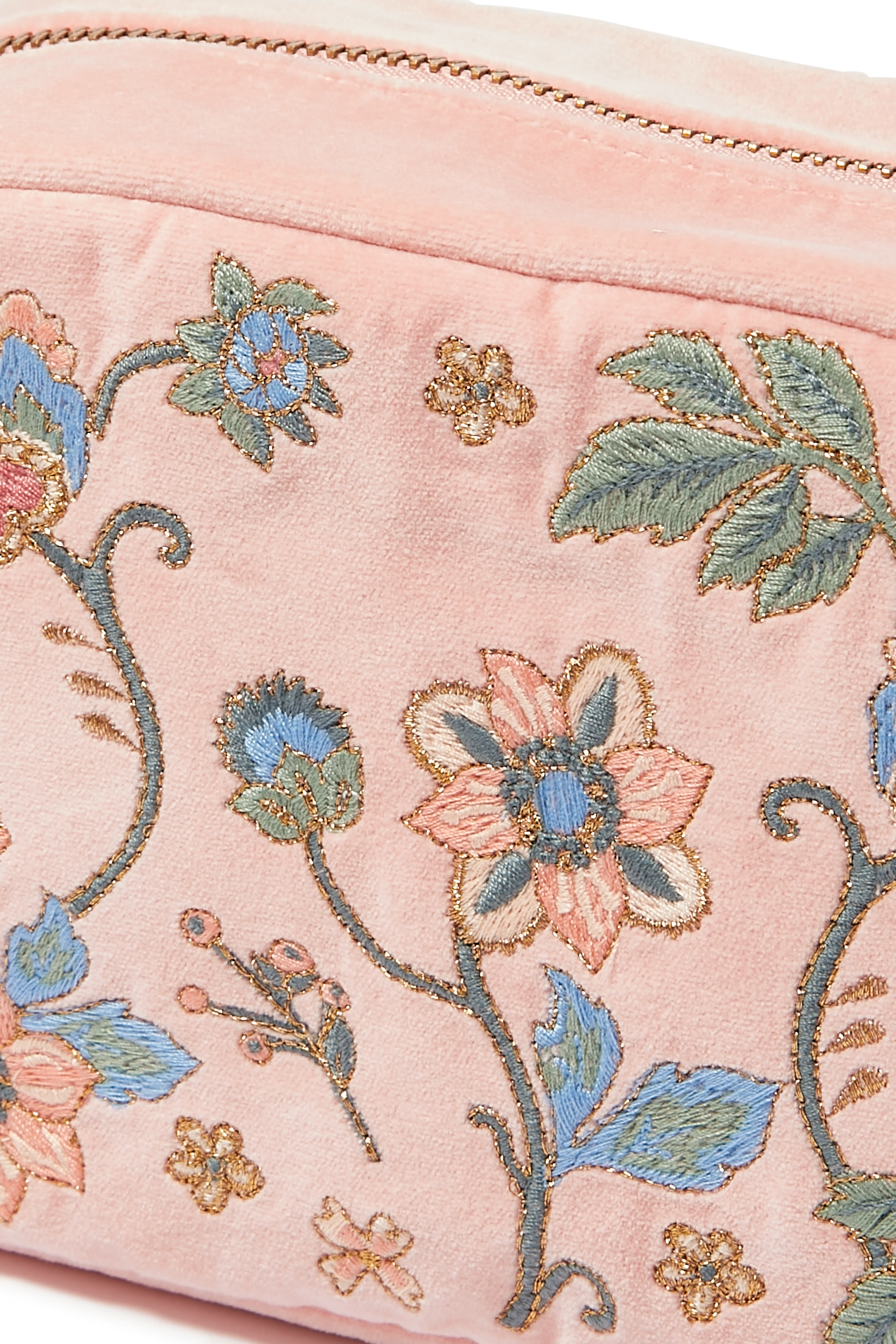 حقيبة مكياج بتطريزات حديقة نباتات