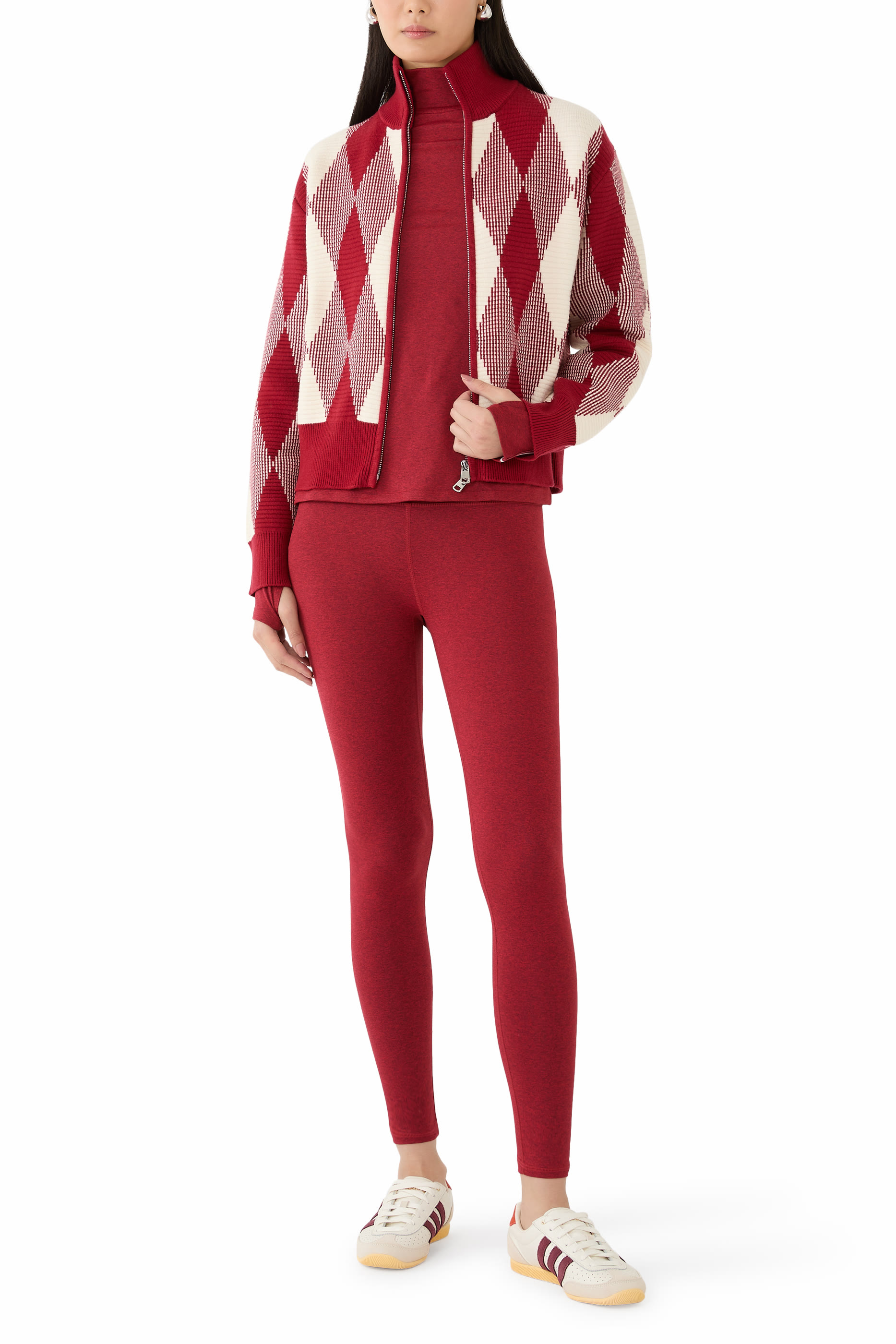 لغينغز أساسي أولويز وارم