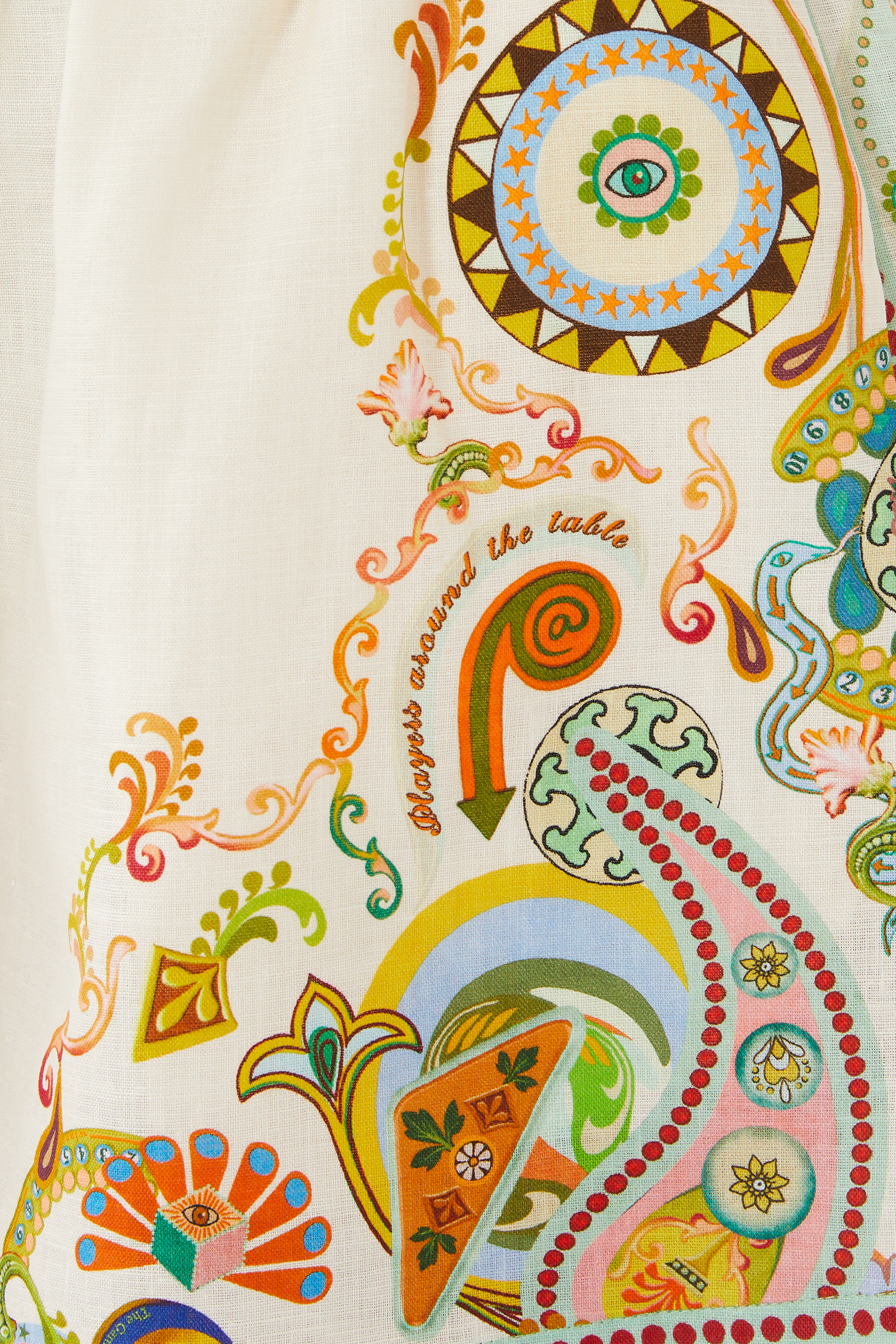 شورت بنقشة كرات ودبابيس كتان