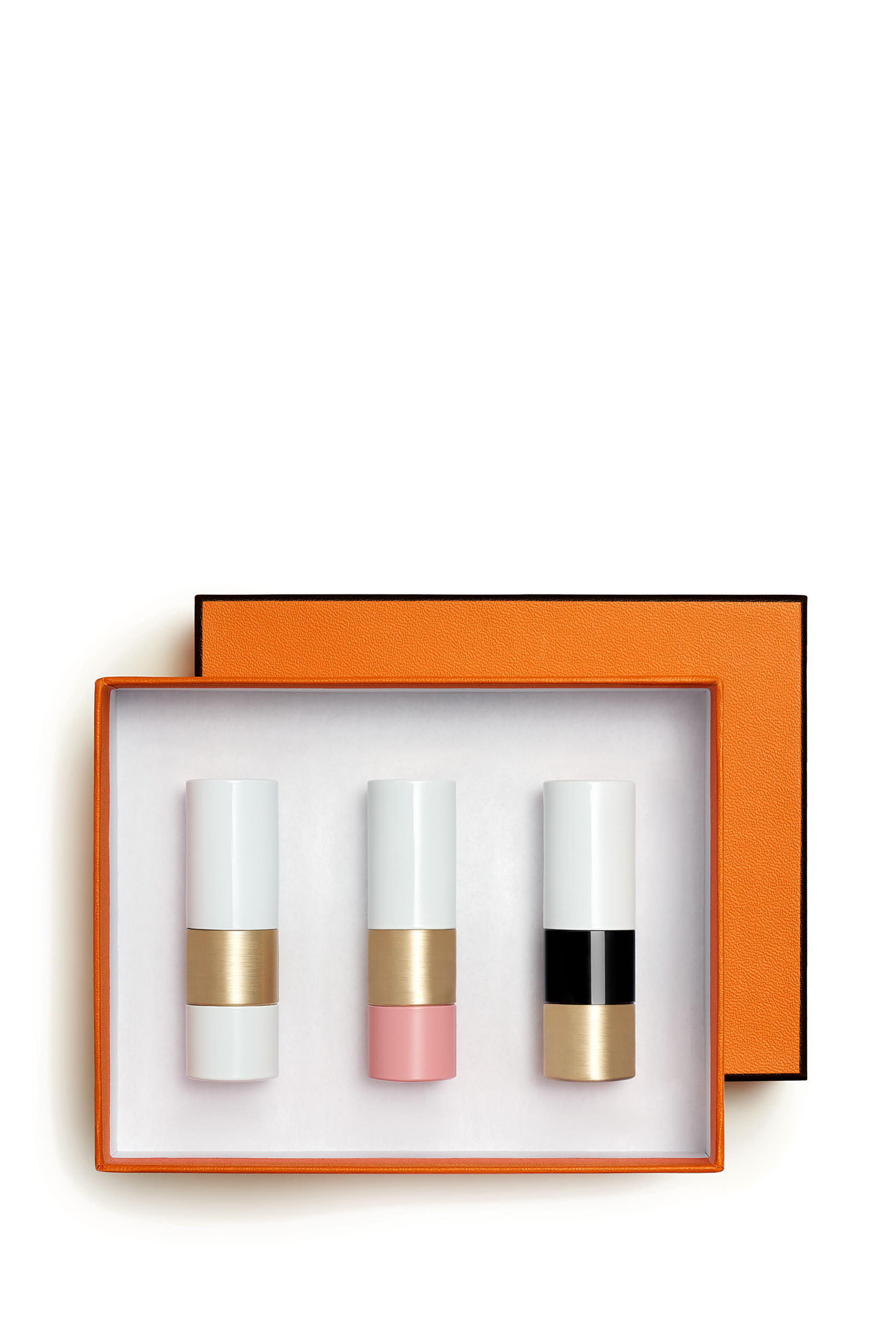 Rouge Herm&egrave;s في علبة هدايا مزينة