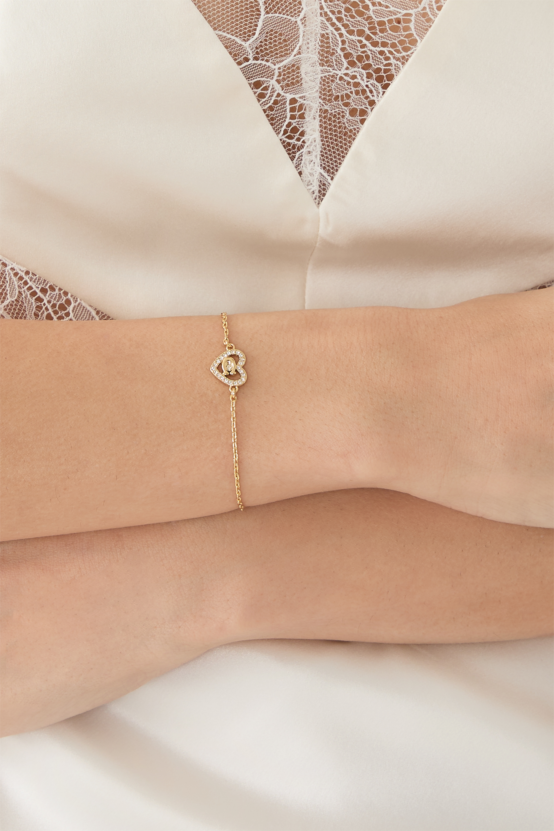 سوار بحلية بتصميم قلب مرصعة بكريستال، نحاس