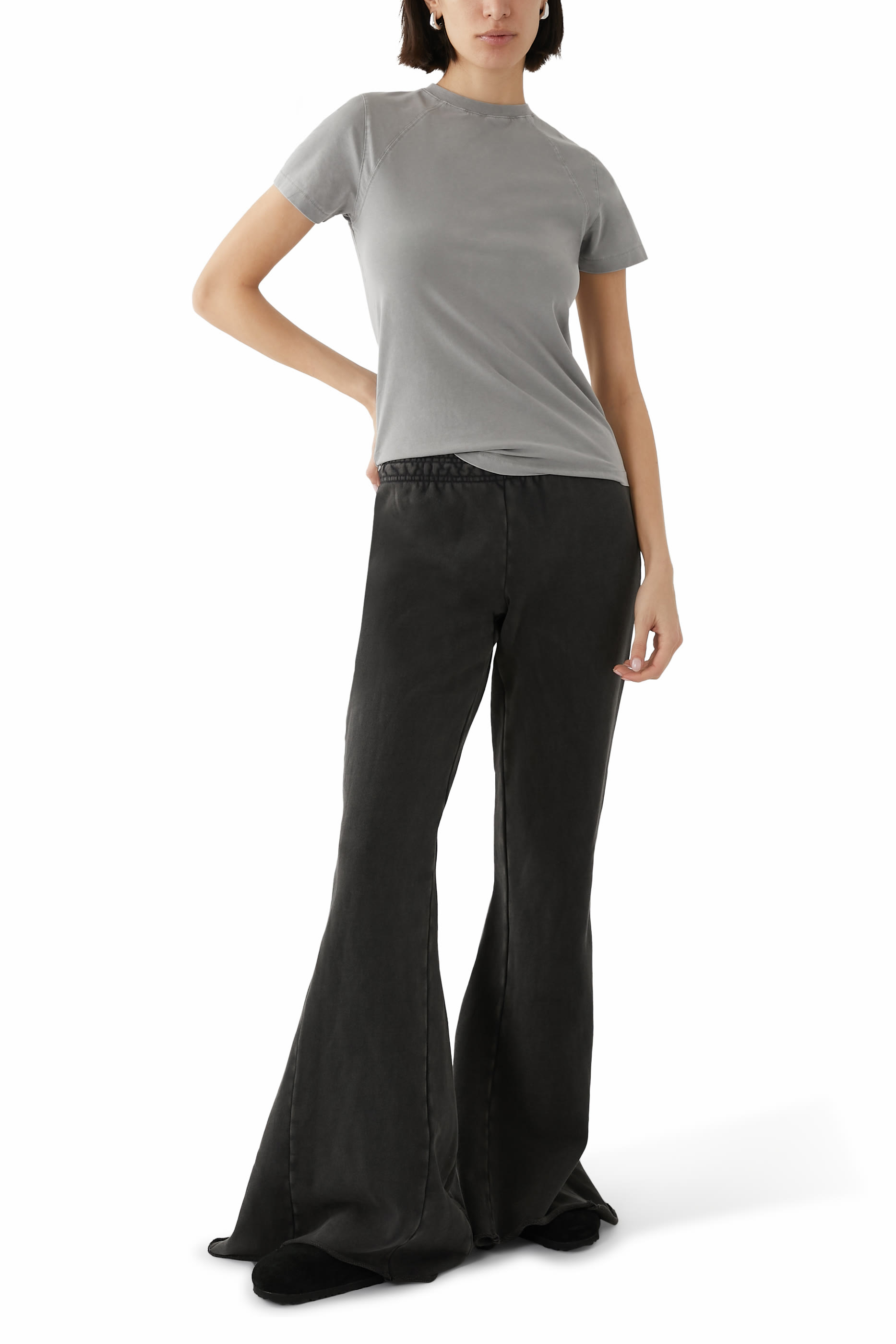 تيشيرت بقصة قصيرة