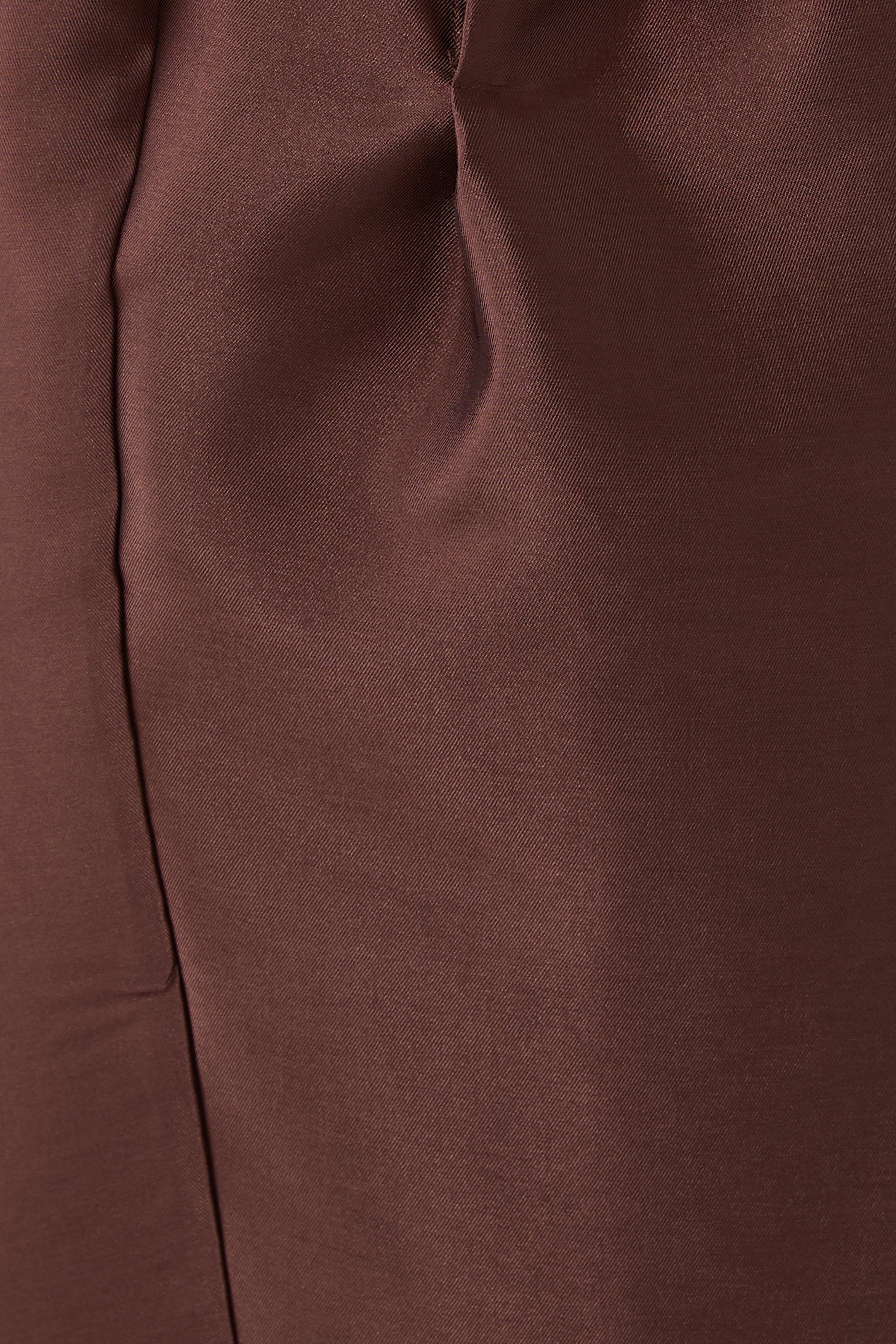 فستان طويل بلا حمالات بقصة بتصميم توليب ستان ثقيل