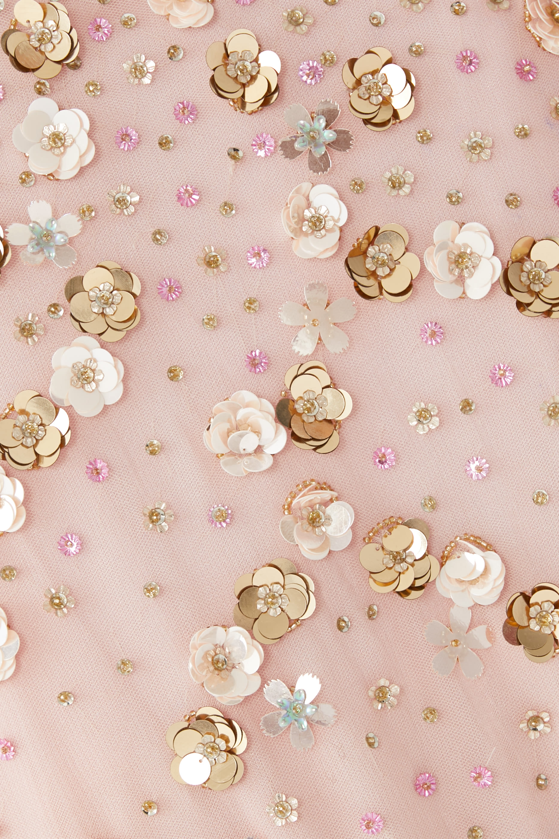 فستان سهرة إنايا ساري بكتف مكشوف درابيه مطرز