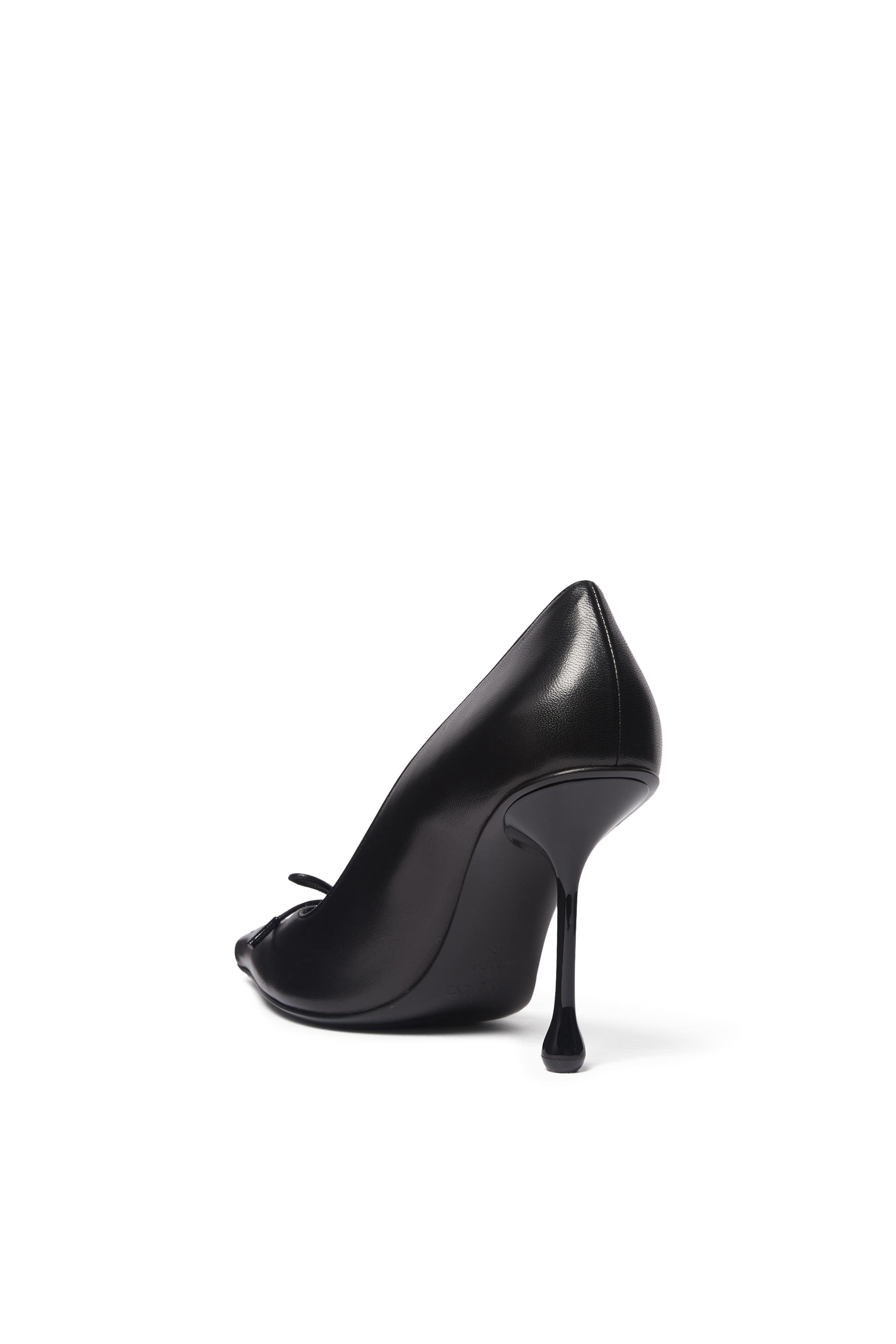 حذاء كلاسيكي سكارليت 95 بأربطة