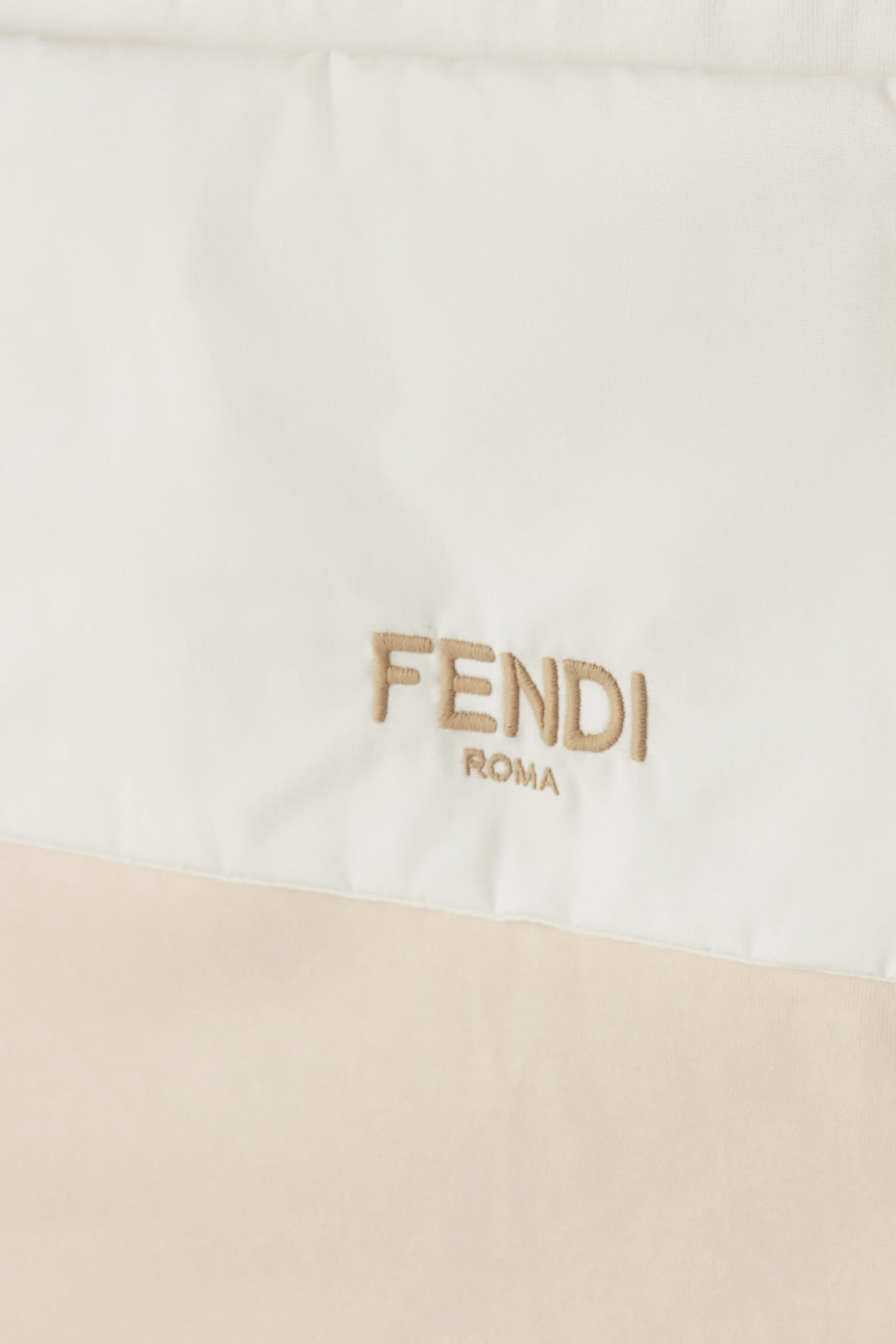 كيس نوم بشعار الماركة للأطفال